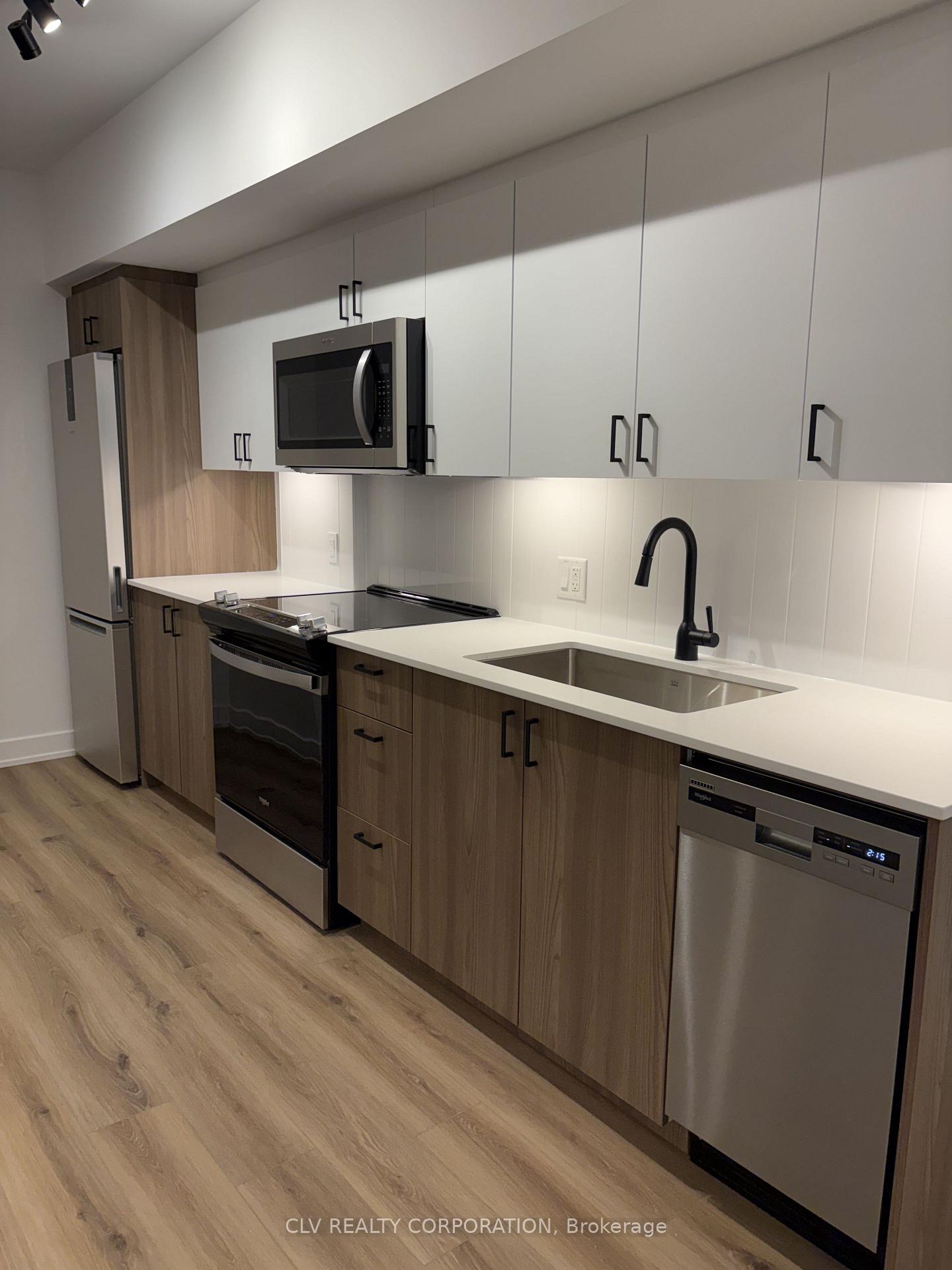 Photo 5 of Unit 808, 360 Laurier Avenue W, Ottawa, Ottawa Centre — HOMEH