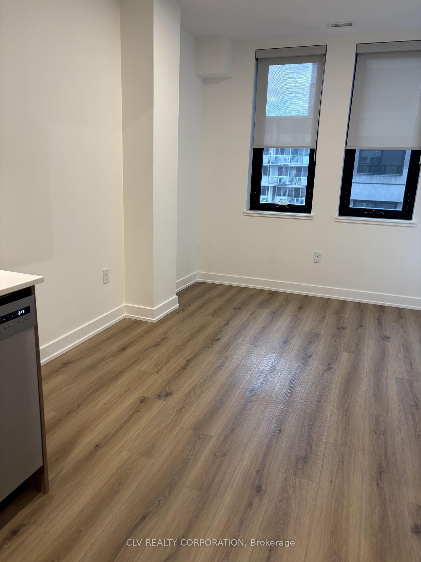Photo 12 of Unit 808, 360 Laurier Avenue W, Ottawa, Ottawa Centre — HOMEH