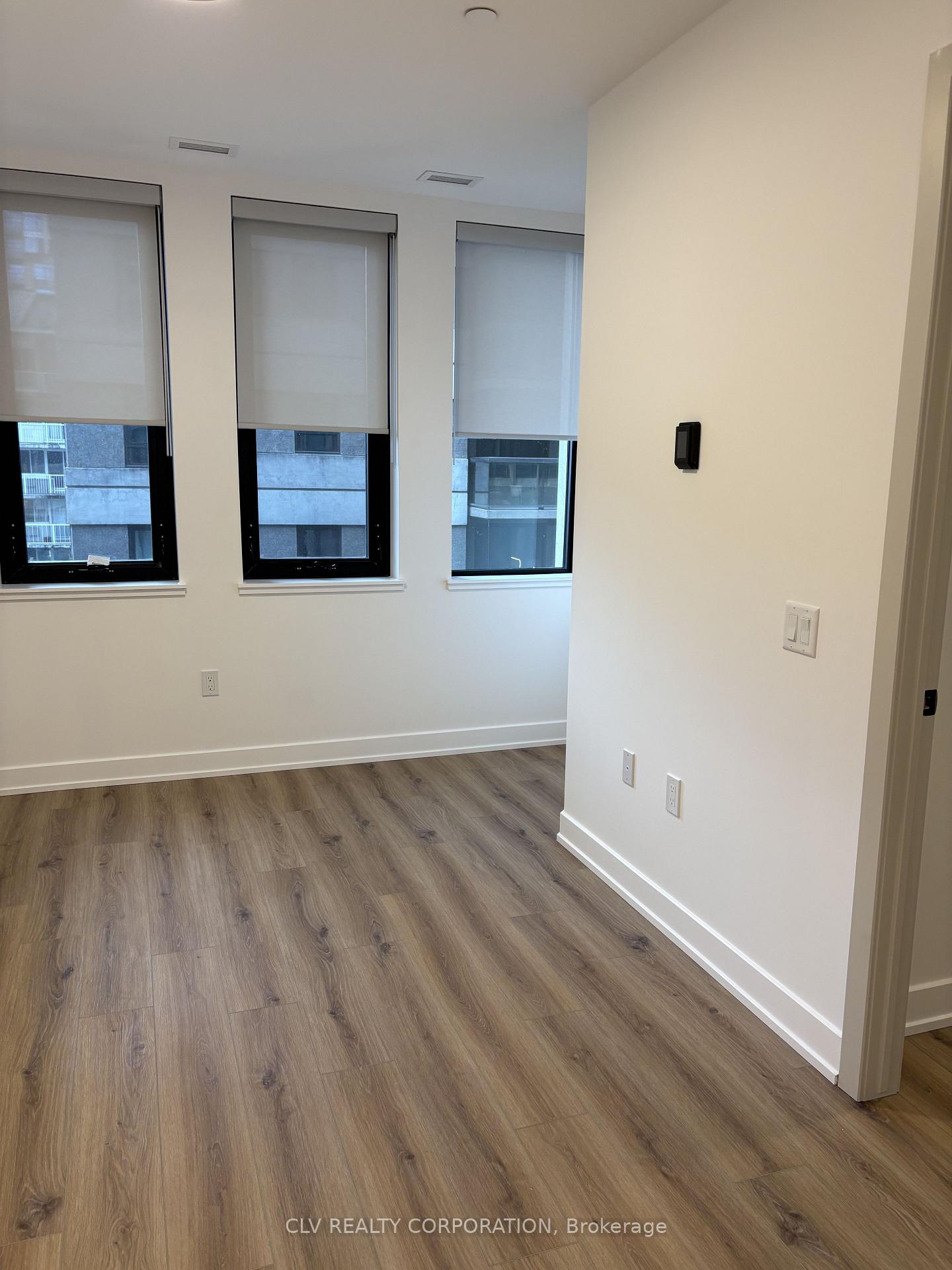 Photo 13 of Unit 808, 360 Laurier Avenue W, Ottawa, Ottawa Centre — HOMEH