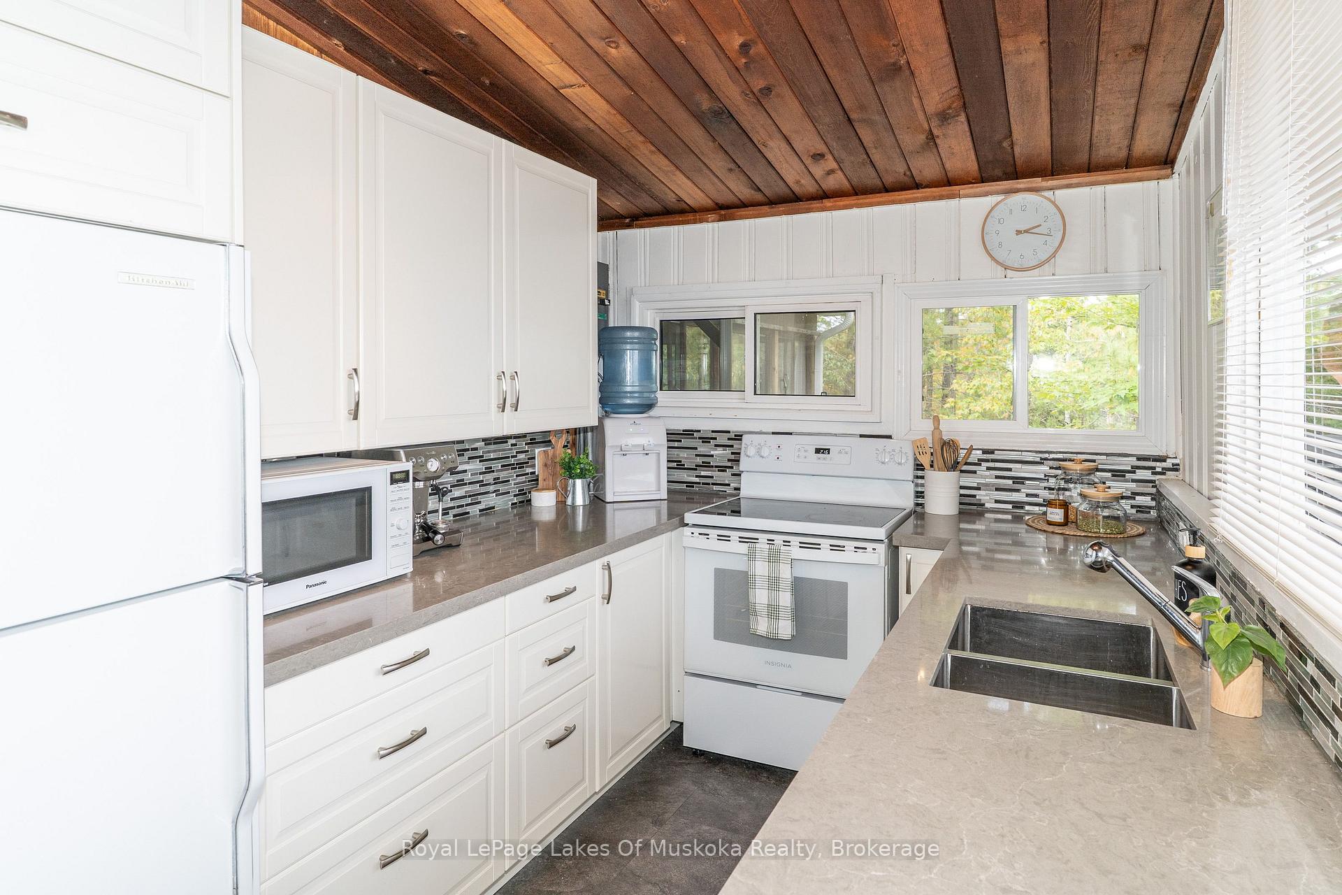 Photo 17 of 1439 Silver Lake Road, Gravenhurst, Muskoka (S) — HOMEH