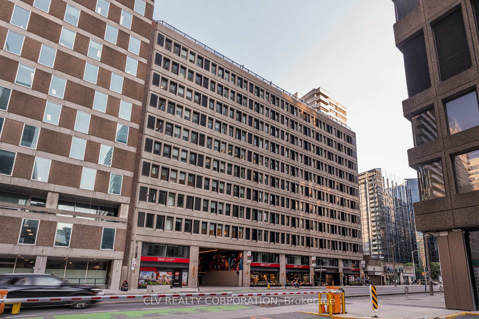 Photo of Unit 811, 360 Laurier Avenue W