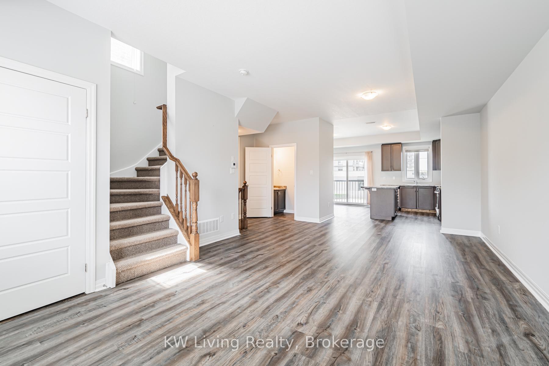 Photo 9 of Unit 18, 70 Plains Road W, Burlington, LaSalle — HOMEH