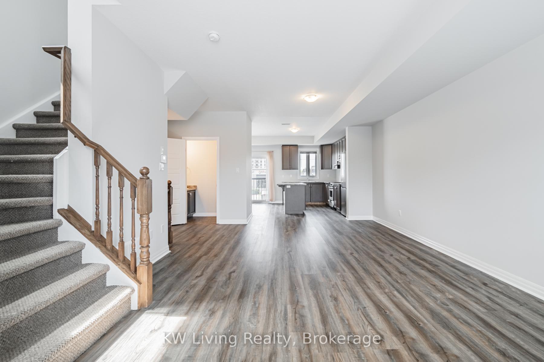 Photo 10 of Unit 18, 70 Plains Road W, Burlington, LaSalle — HOMEH