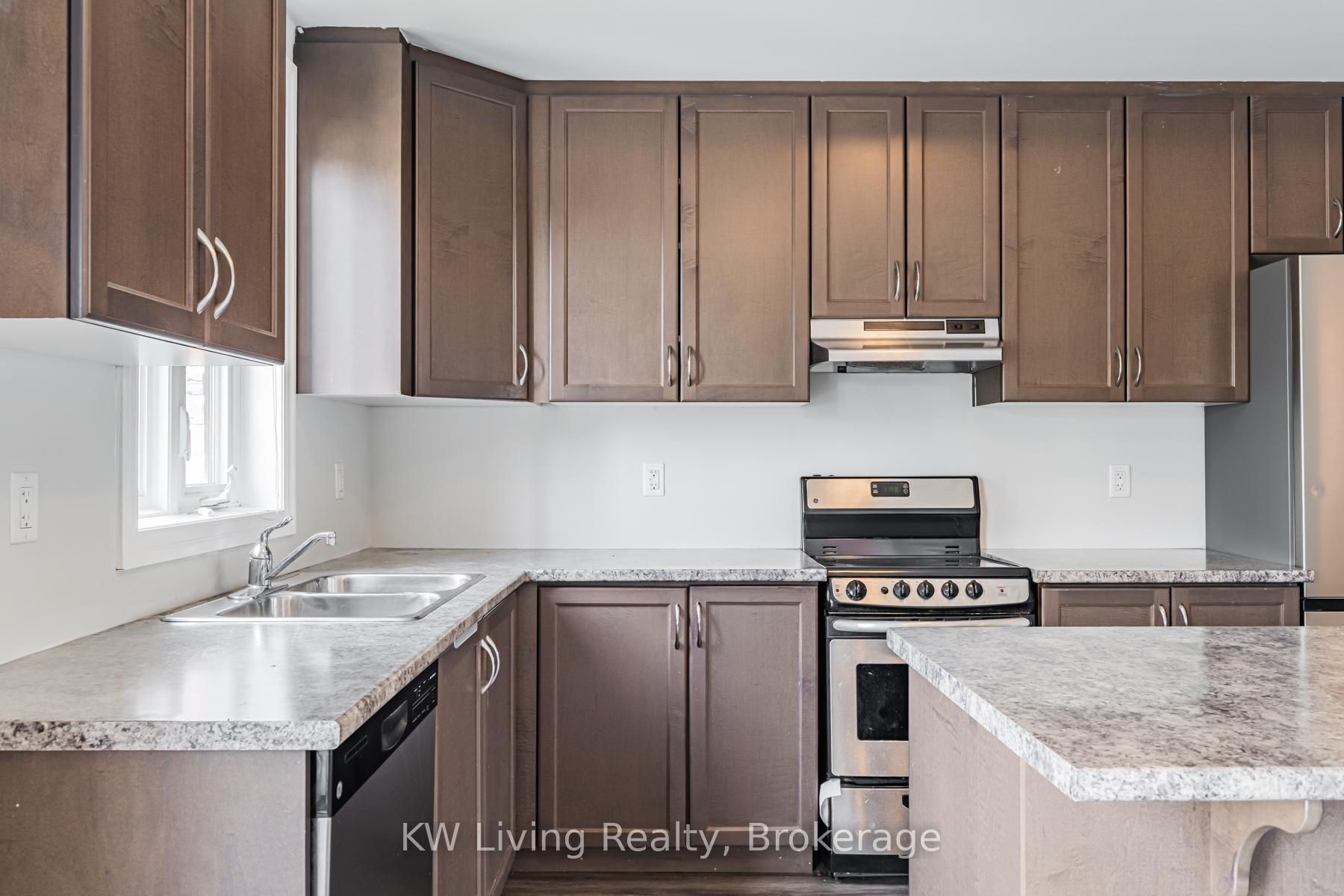 Photo 14 of Unit 18, 70 Plains Road W, Burlington, LaSalle — HOMEH