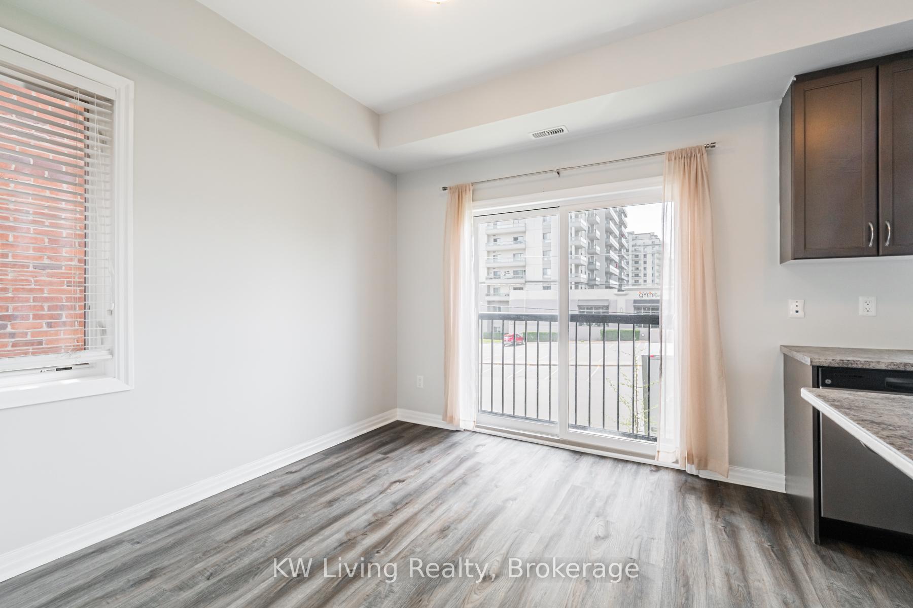 Photo 17 of Unit 18, 70 Plains Road W, Burlington, LaSalle — HOMEH