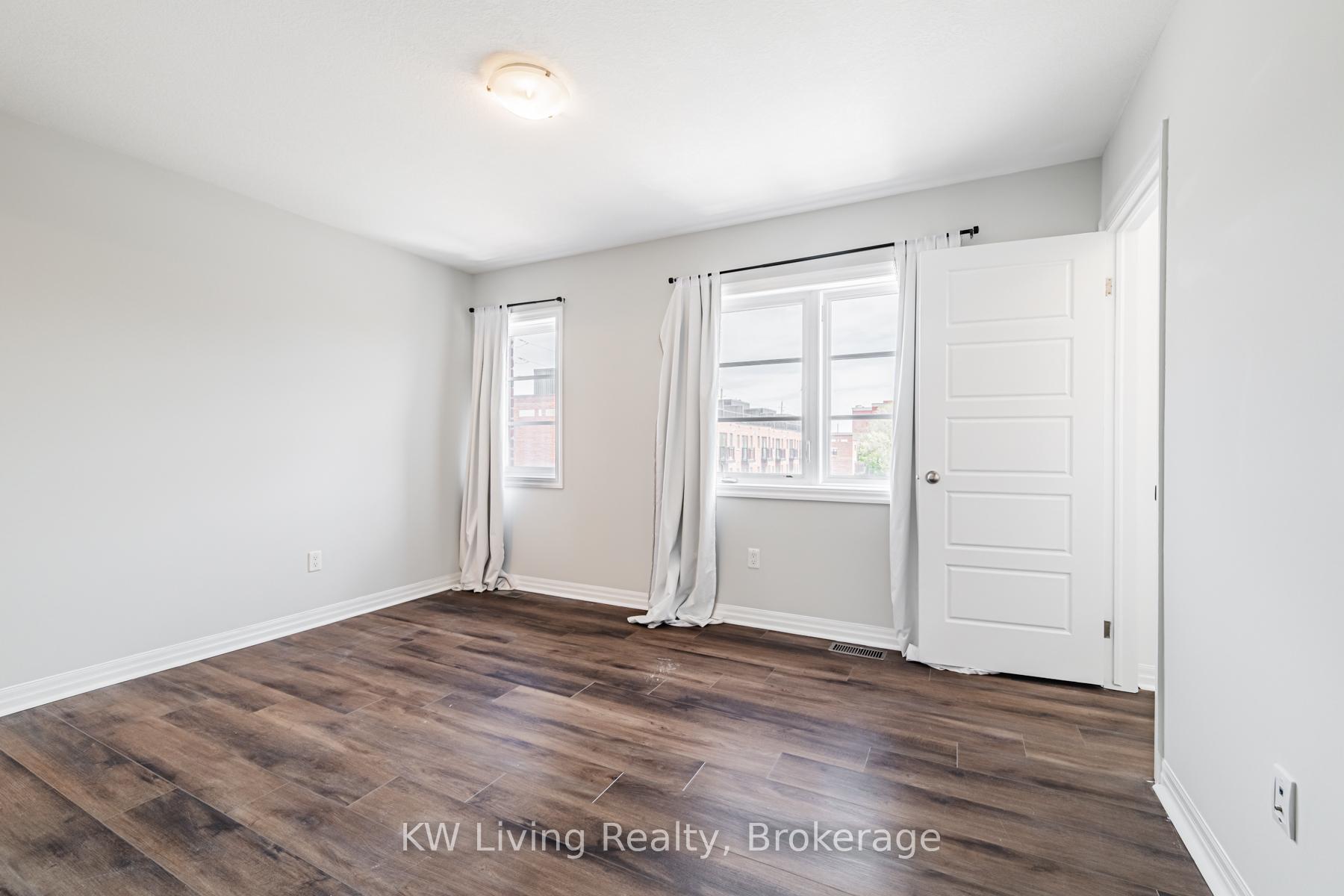 Photo 24 of Unit 18, 70 Plains Road W, Burlington, LaSalle — HOMEH