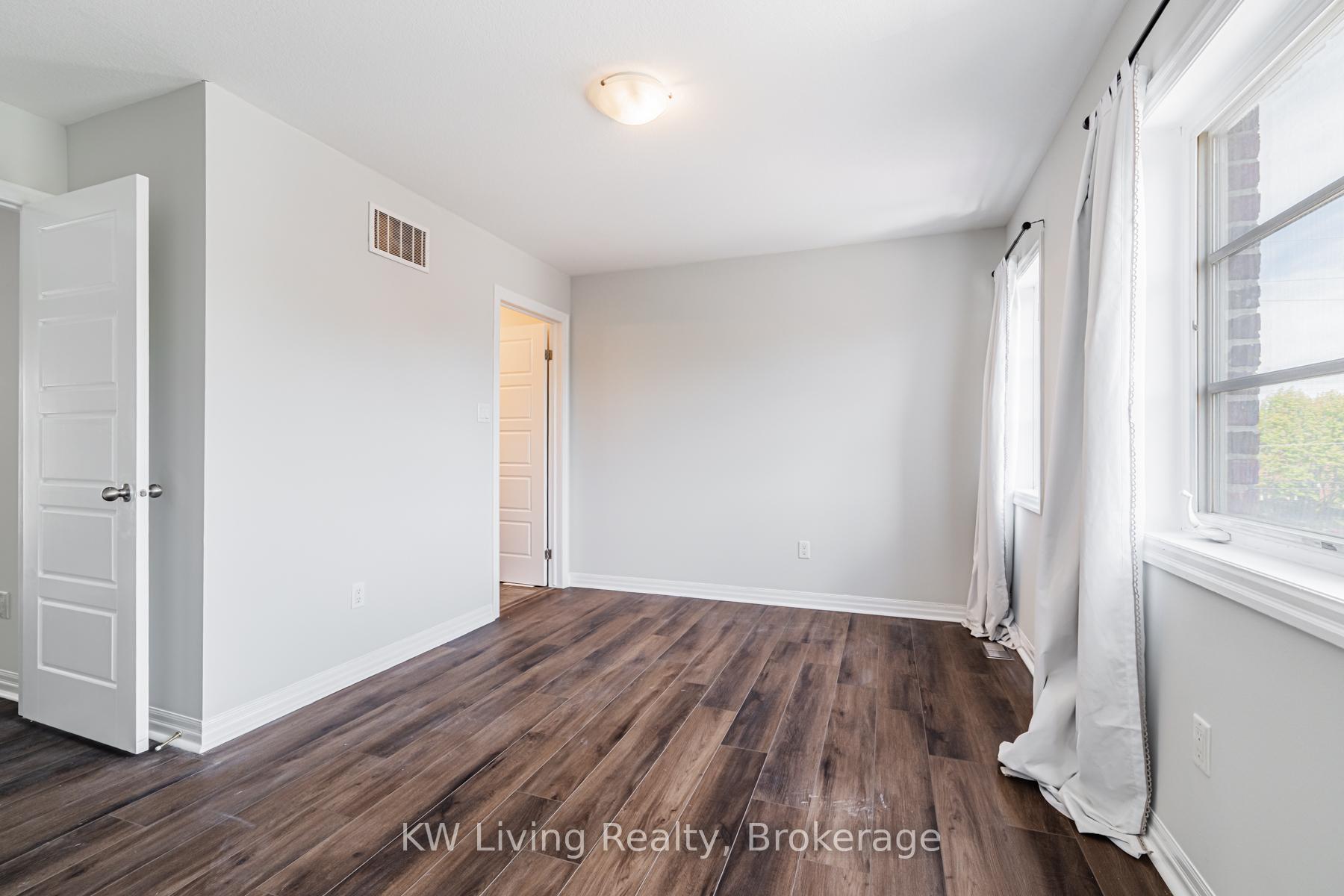 Photo 25 of Unit 18, 70 Plains Road W, Burlington, LaSalle — HOMEH