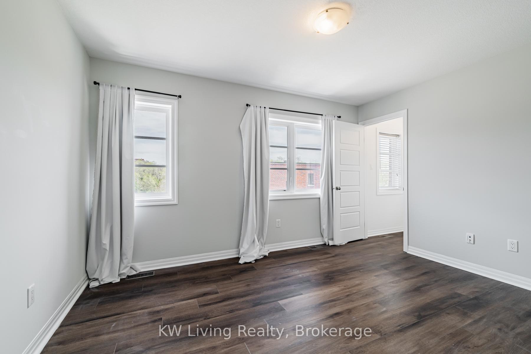 Photo 29 of Unit 18, 70 Plains Road W, Burlington, LaSalle — HOMEH