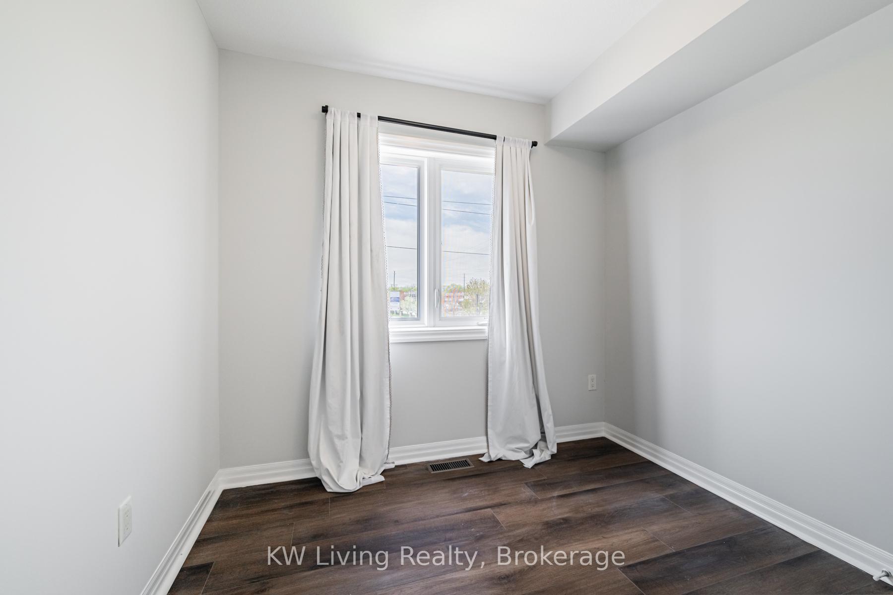 Photo 31 of Unit 18, 70 Plains Road W, Burlington, LaSalle — HOMEH