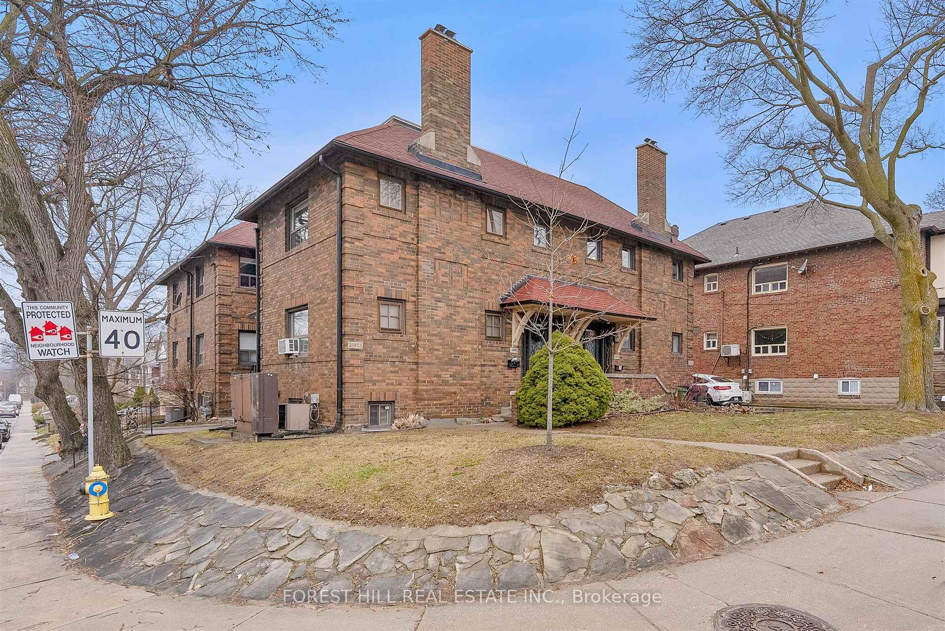 Photo 2 of Unit Unit A, 1070 Avenue Road, Toronto, Lawrence Park South — HOMEH
