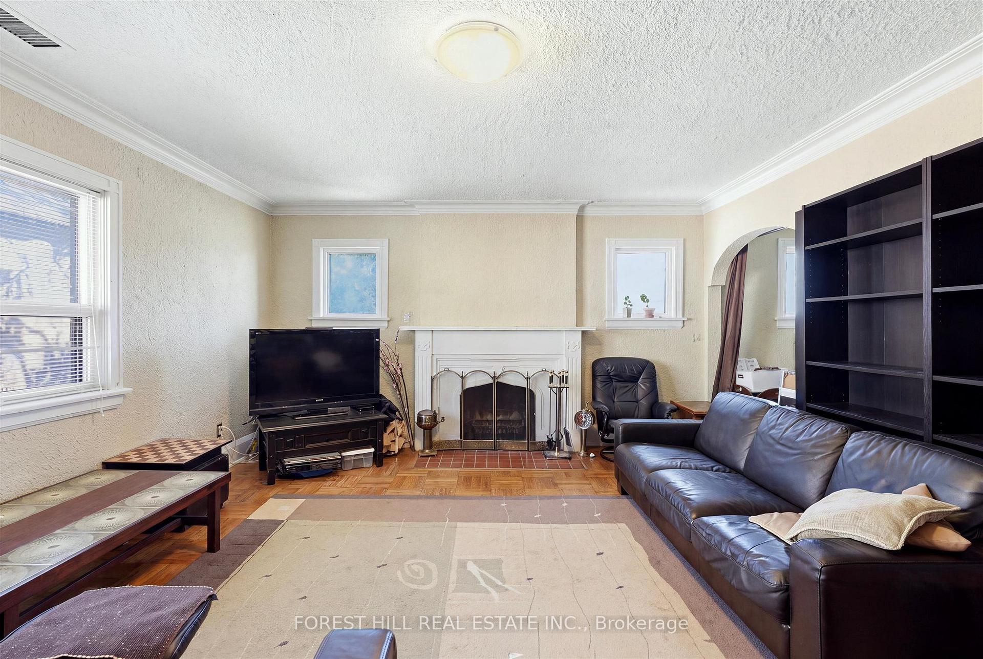 Photo 8 of Unit Unit A, 1070 Avenue Road, Toronto, Lawrence Park South — HOMEH
