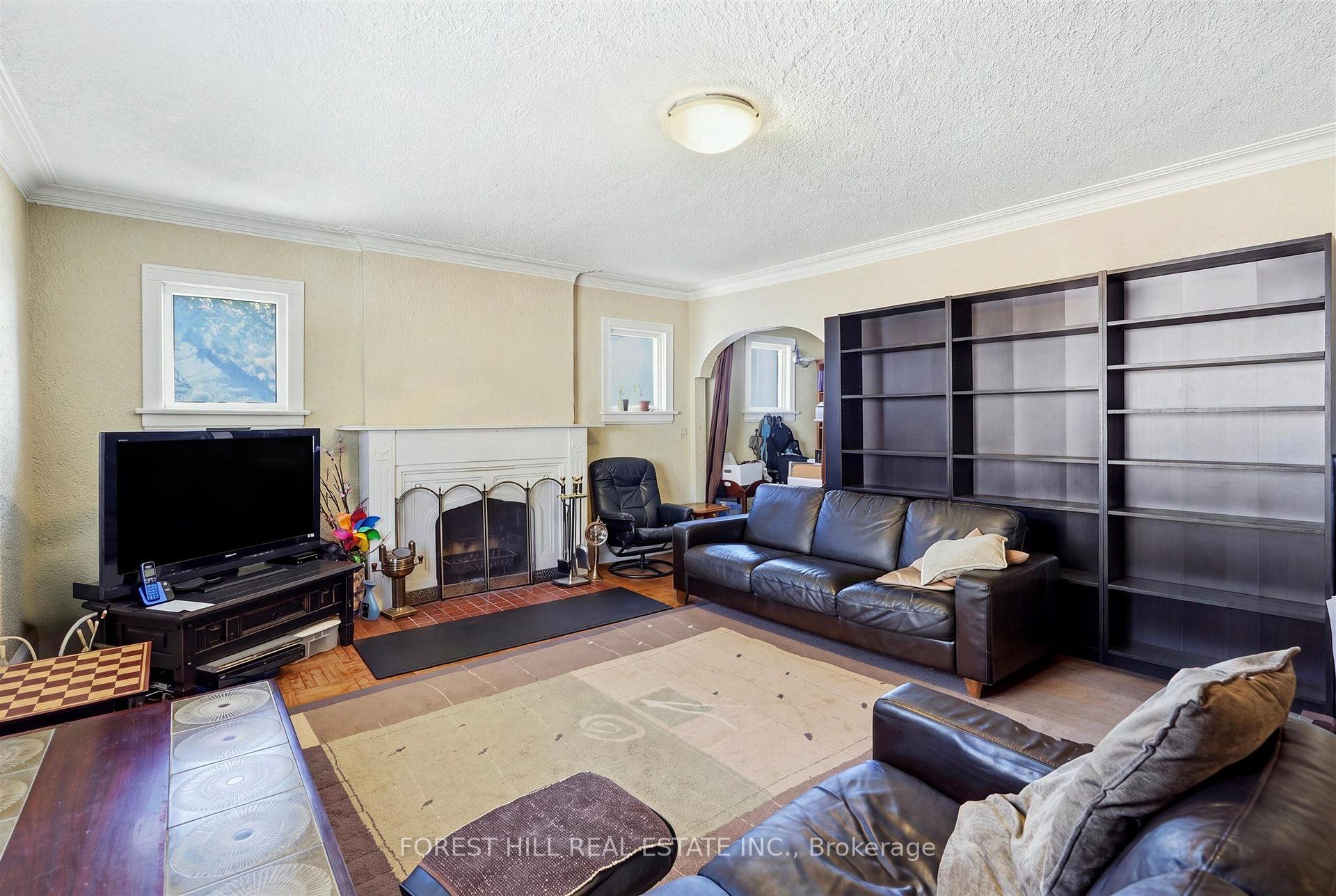 Photo 9 of Unit Unit A, 1070 Avenue Road, Toronto, Lawrence Park South — HOMEH