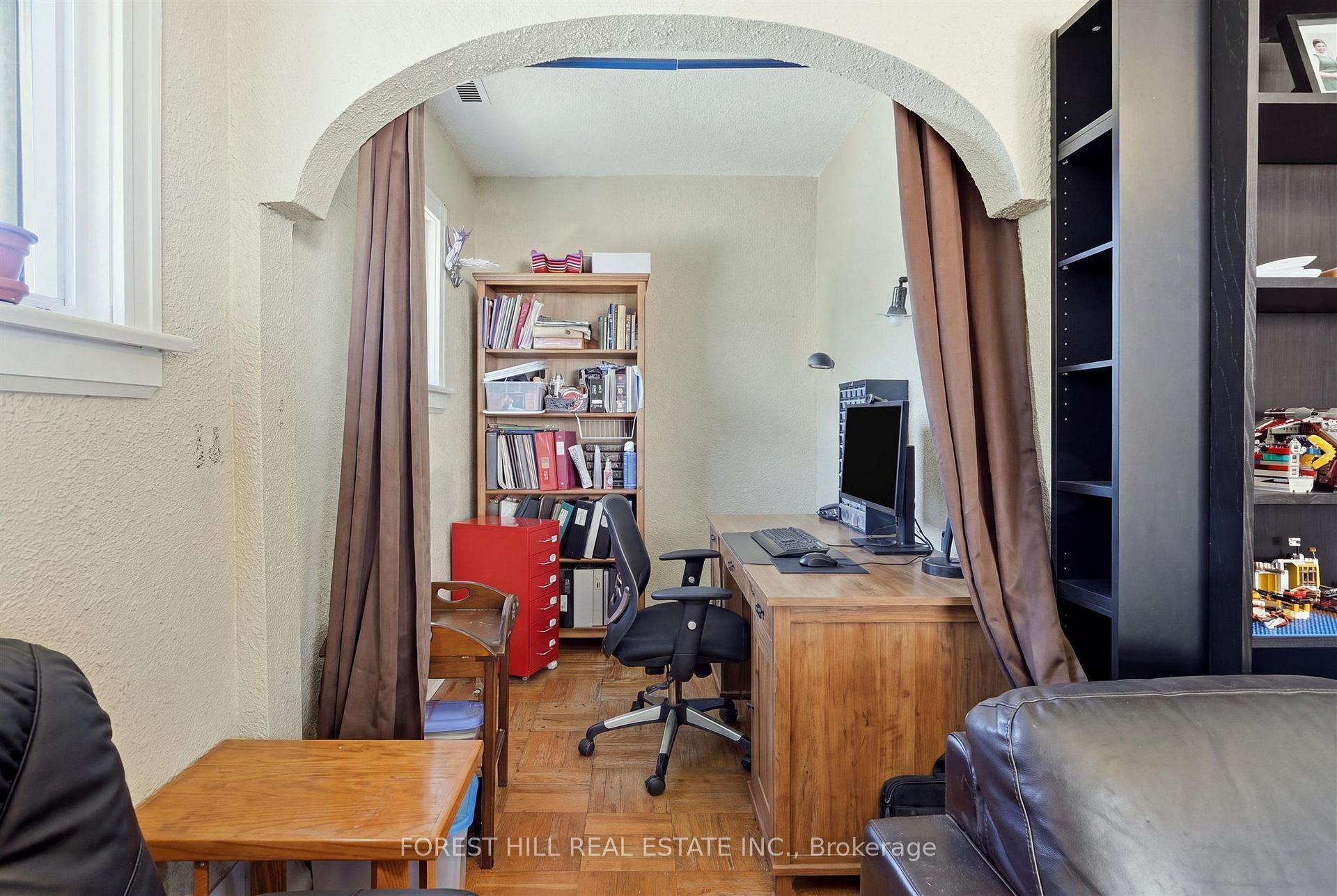 Photo 13 of Unit Unit A, 1070 Avenue Road, Toronto, Lawrence Park South — HOMEH