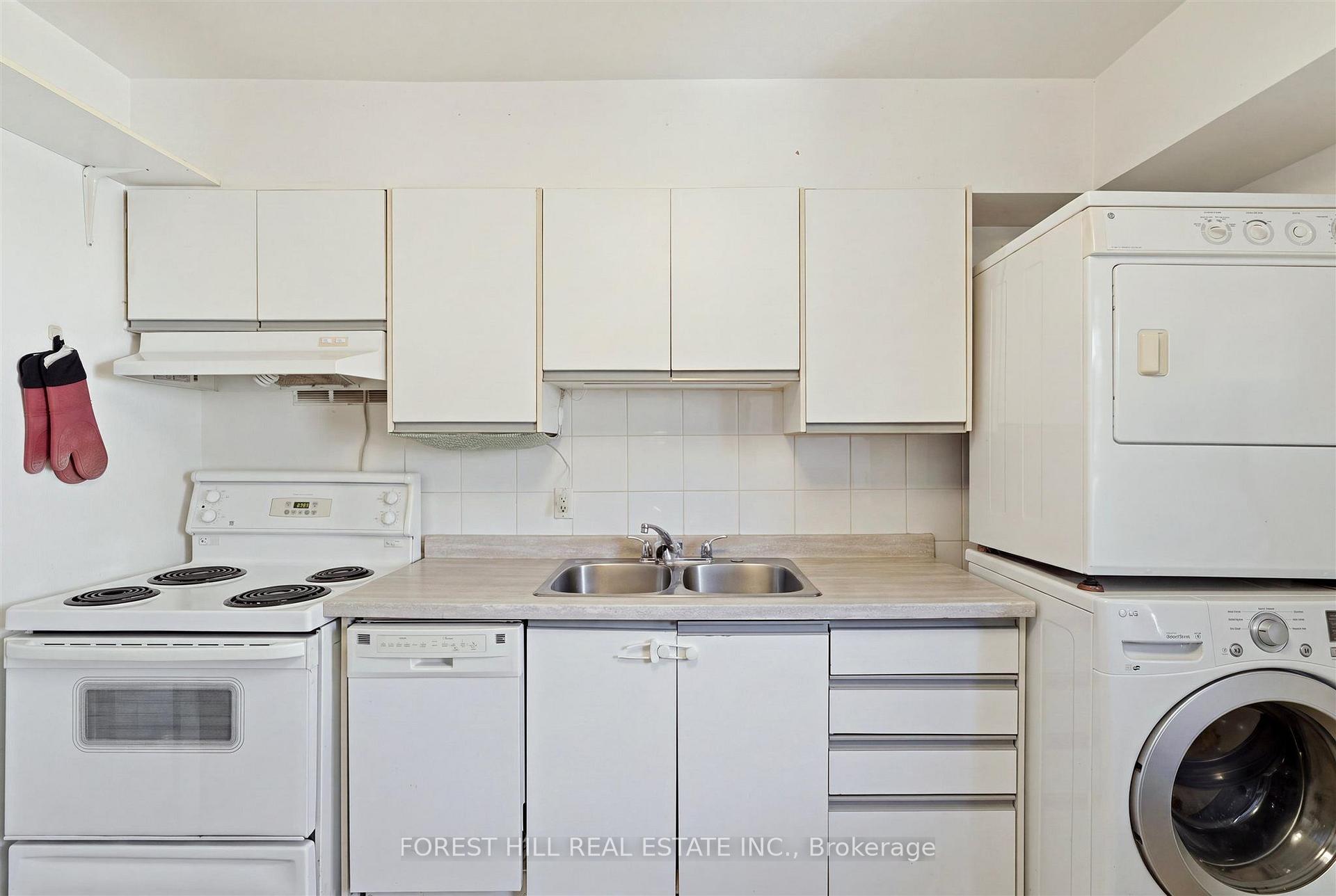 Photo 17 of Unit Unit A, 1070 Avenue Road, Toronto, Lawrence Park South — HOMEH