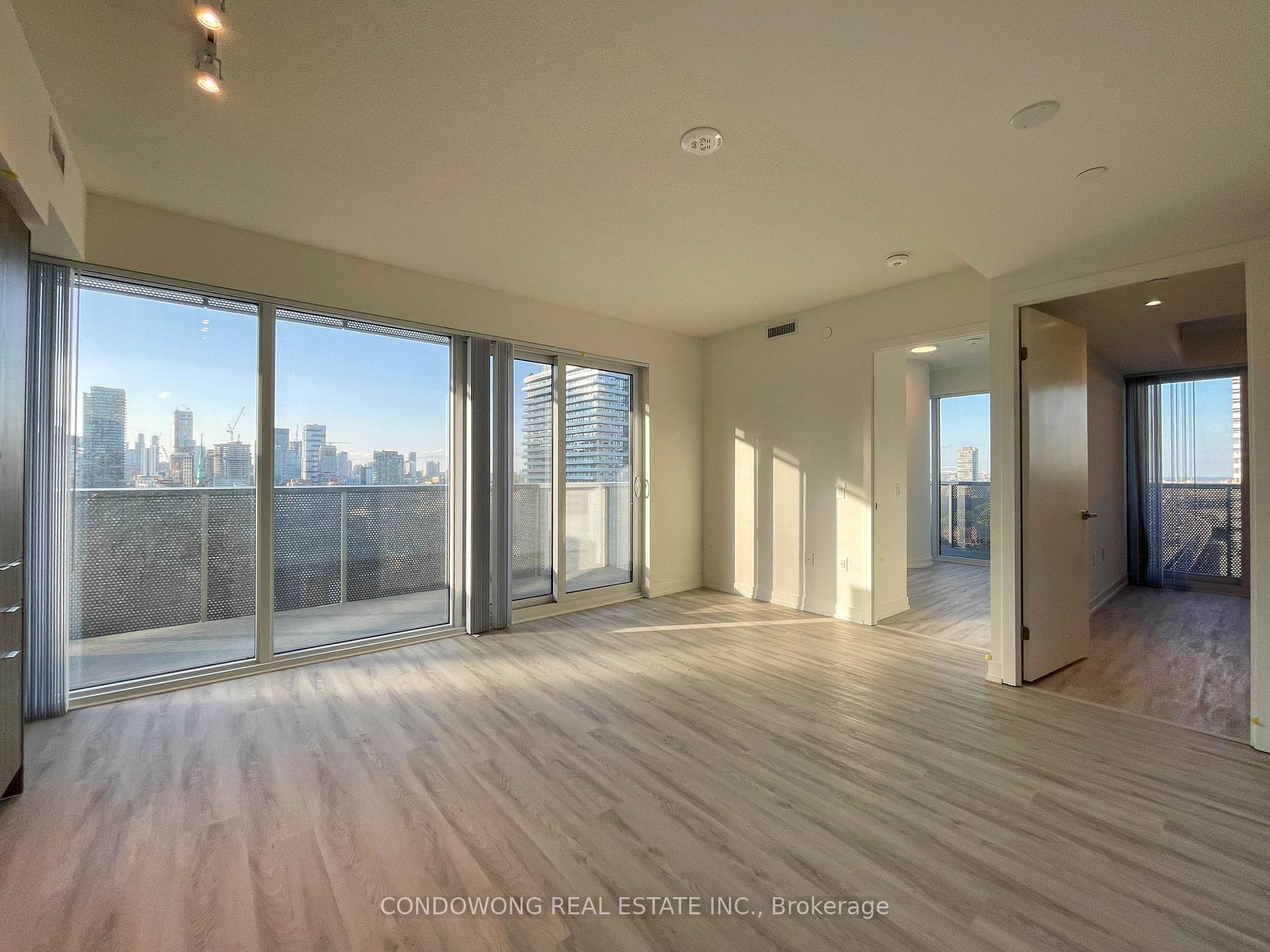 Photo 2 of Unit 2105, 55 Cooper Street, Toronto, Waterfront Communities — HOMEH