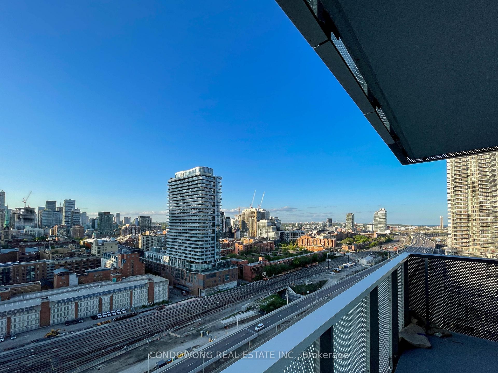 Photo 19 of Unit 2105, 55 Cooper Street, Toronto, Waterfront Communities — HOMEH