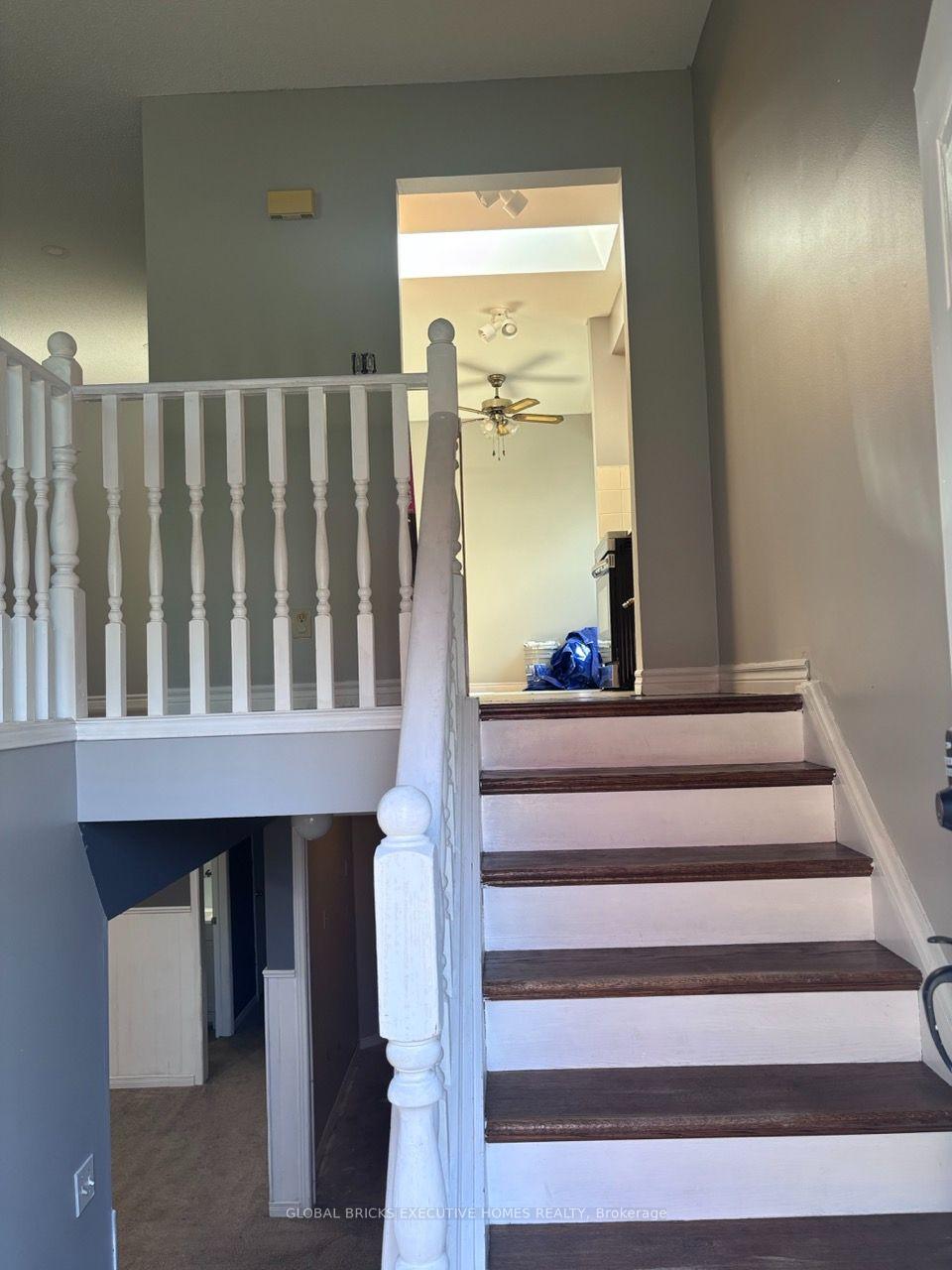 Photo 2 of 173 Martinet Avenue, London, East I — HOMEH