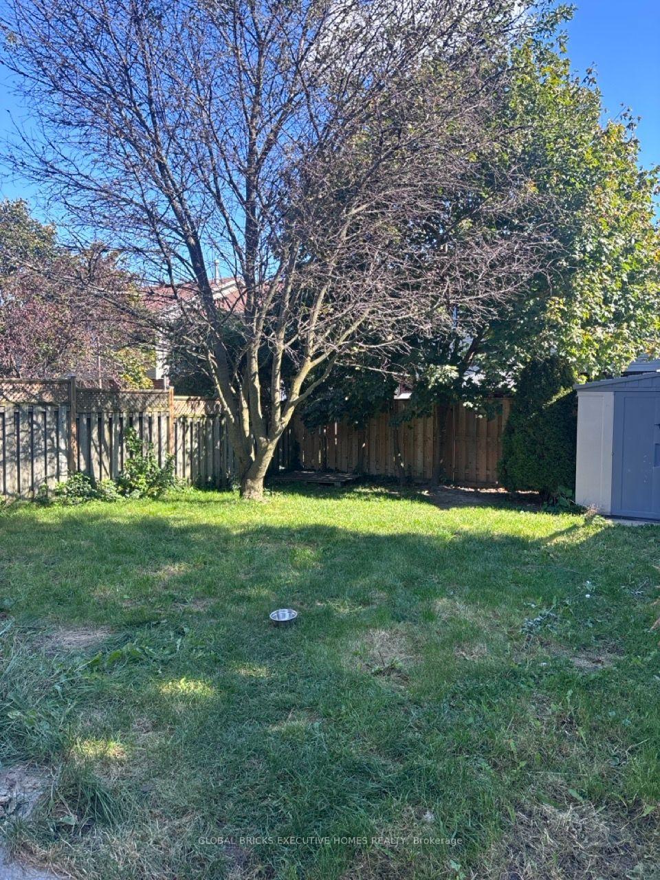 Photo 19 of 173 Martinet Avenue, London, East I — HOMEH