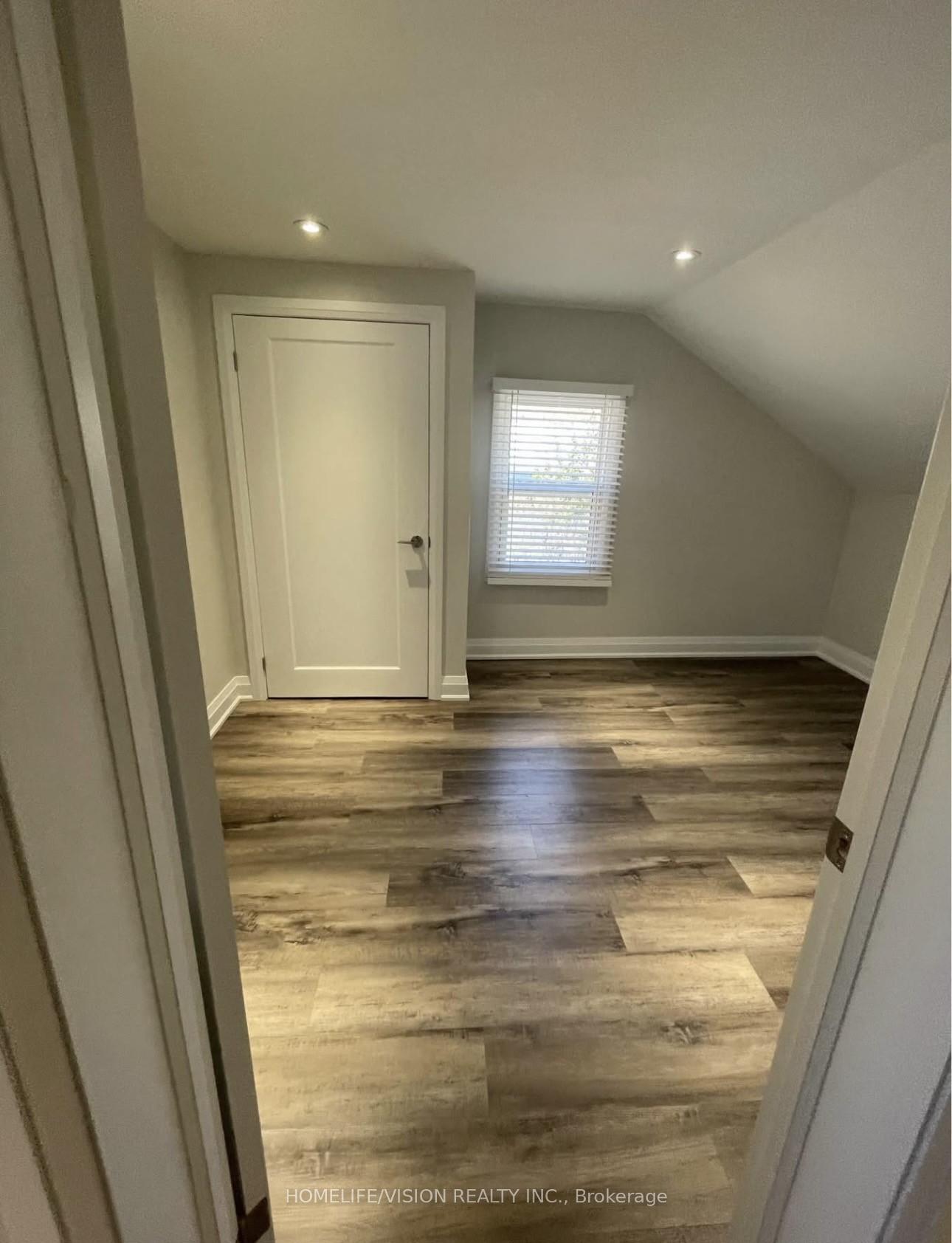 Photo 7 of Unit Main, 6273 Yonge Street, Innisfil, Churchill — HOMEH
