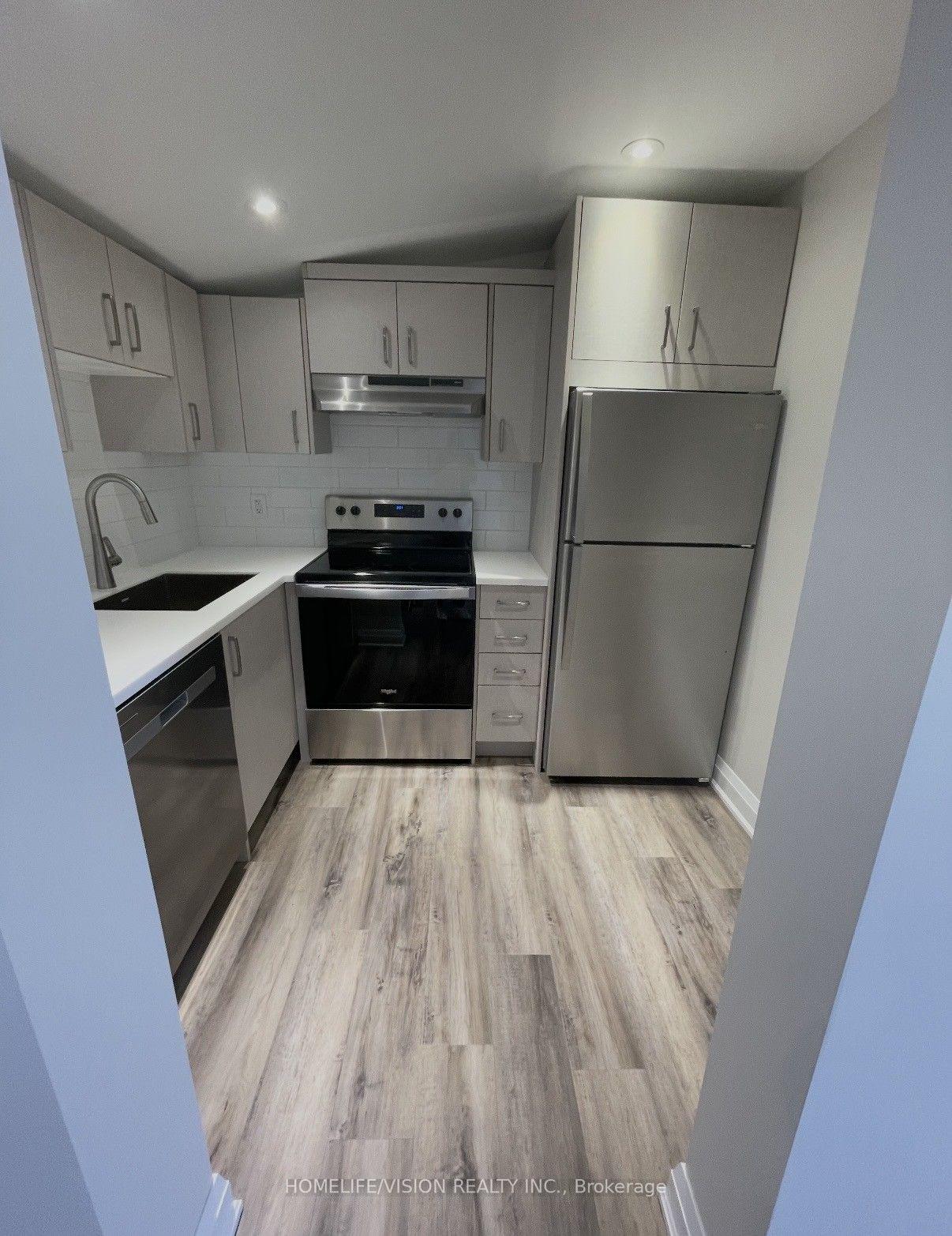 Photo 10 of Unit Main, 6273 Yonge Street, Innisfil, Churchill — HOMEH