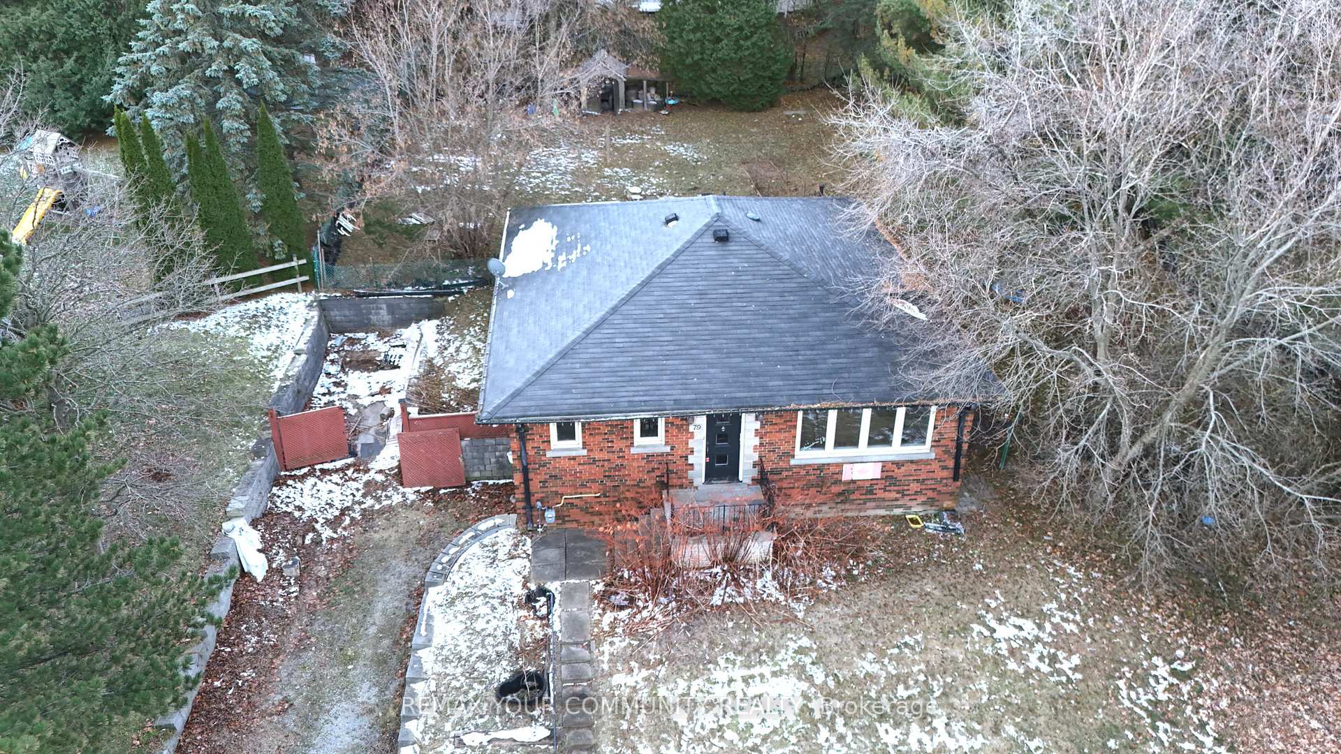 Photo 12 of 79 Muirhead Crescent, Richmond Hill, Rural Richmond Hill — HOMEH