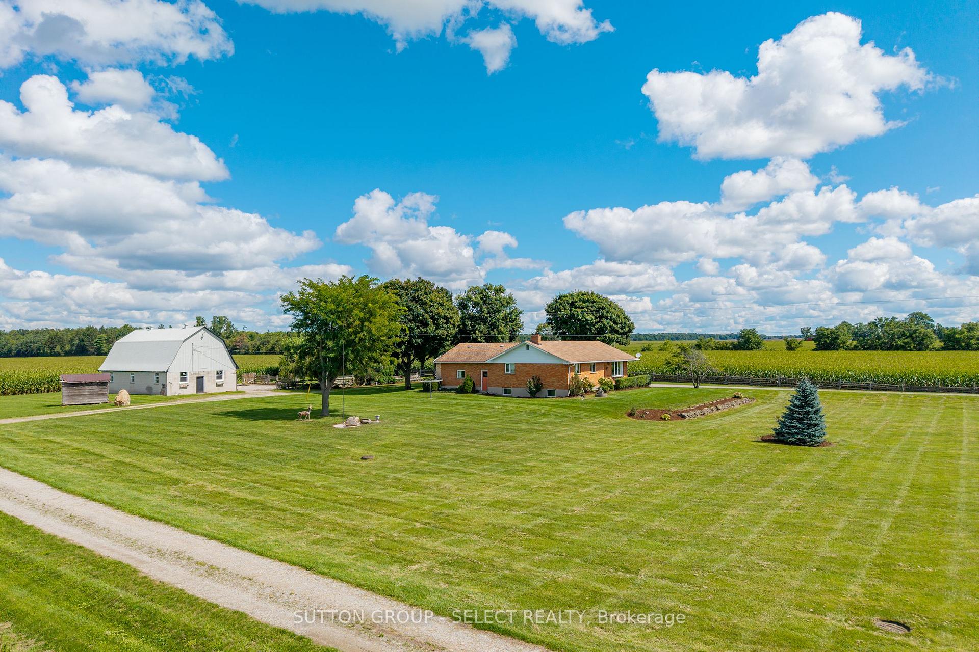 Photo 8 of 27840 Nairn Road, North Middlesex, Rural North Middlesex — HOMEH