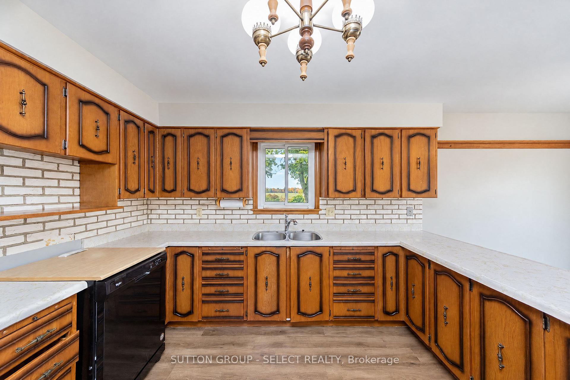 Photo 18 of 27840 Nairn Road, North Middlesex, Rural North Middlesex — HOMEH