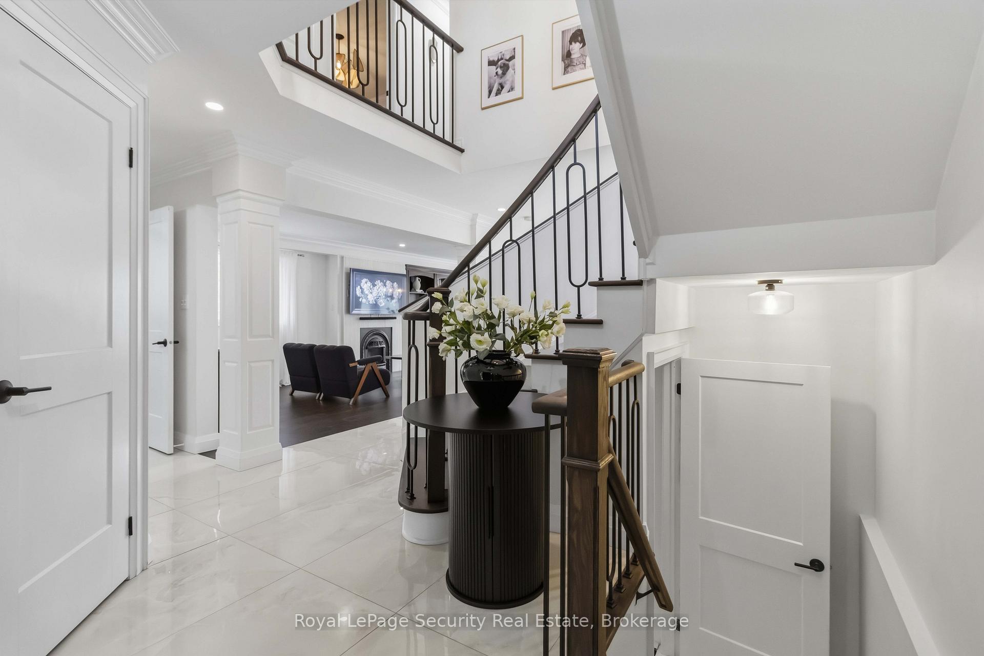 Photo 4 of 3 Natureview Court, Caledon, Bolton West — HOMEH