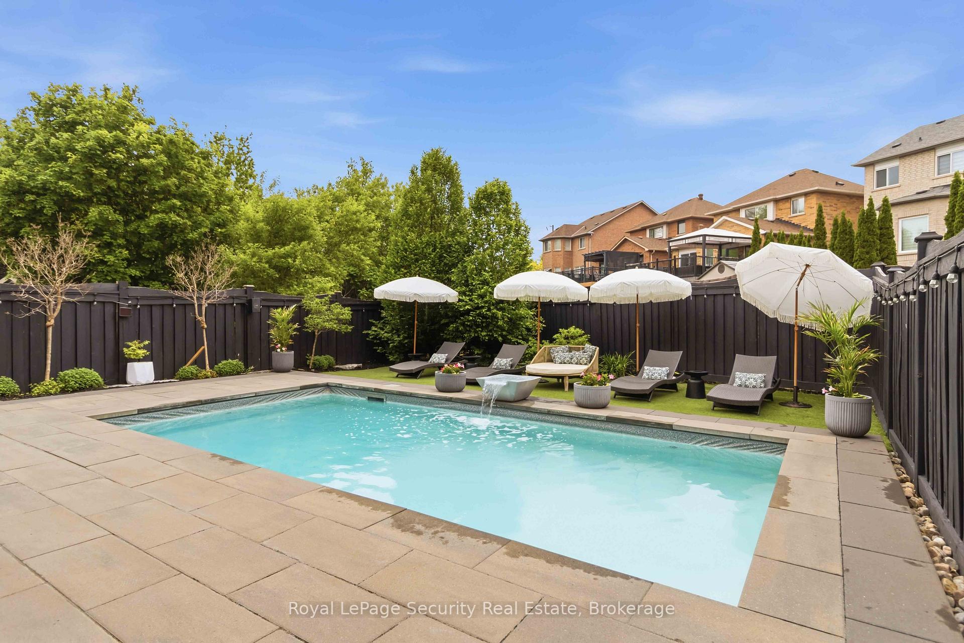 Photo 43 of 3 Natureview Court, Caledon, Bolton West — HOMEH