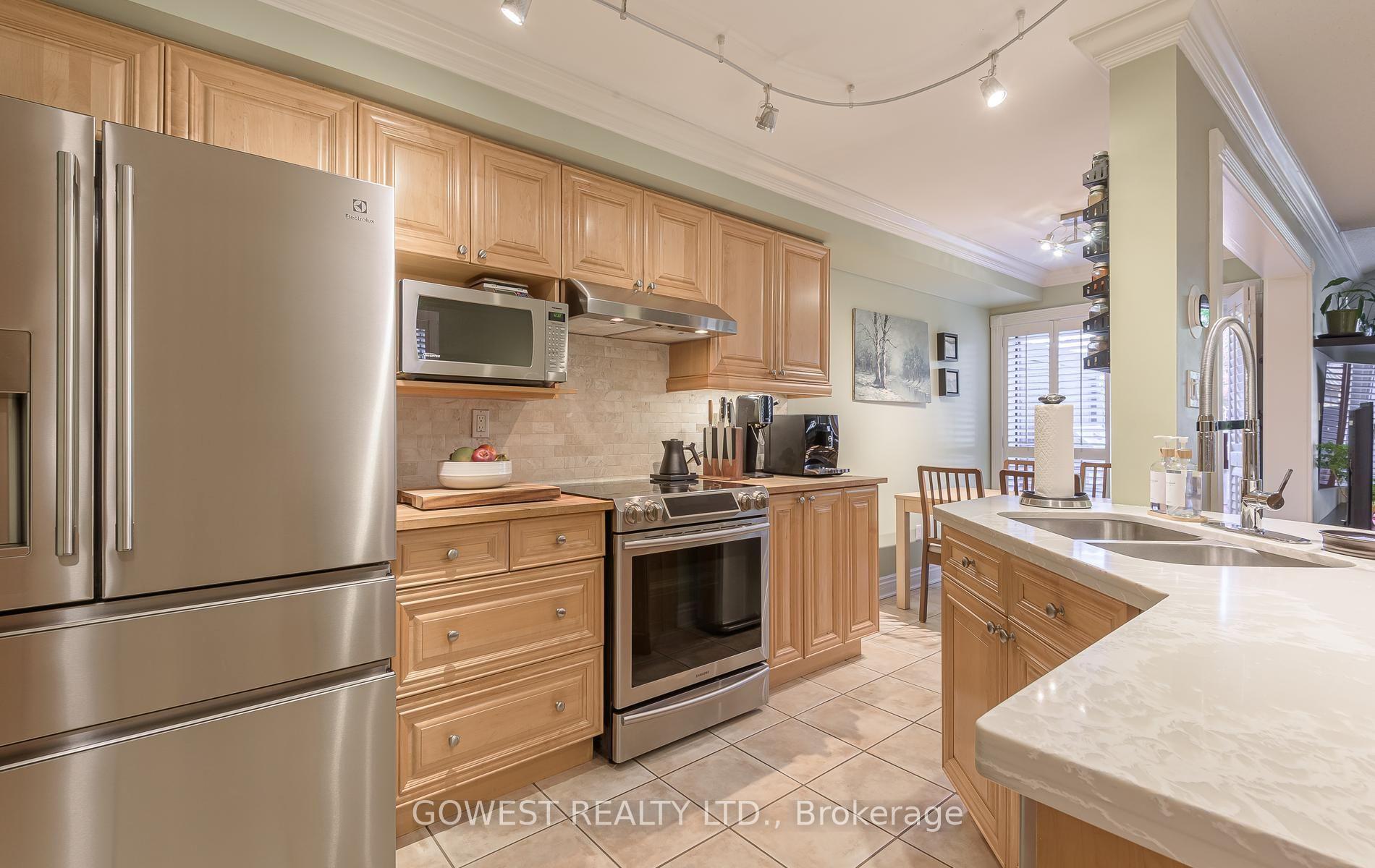 Photo 9 of 6879 Postmaster Ridge, Mississauga, Meadowvale Village — HOMEH
