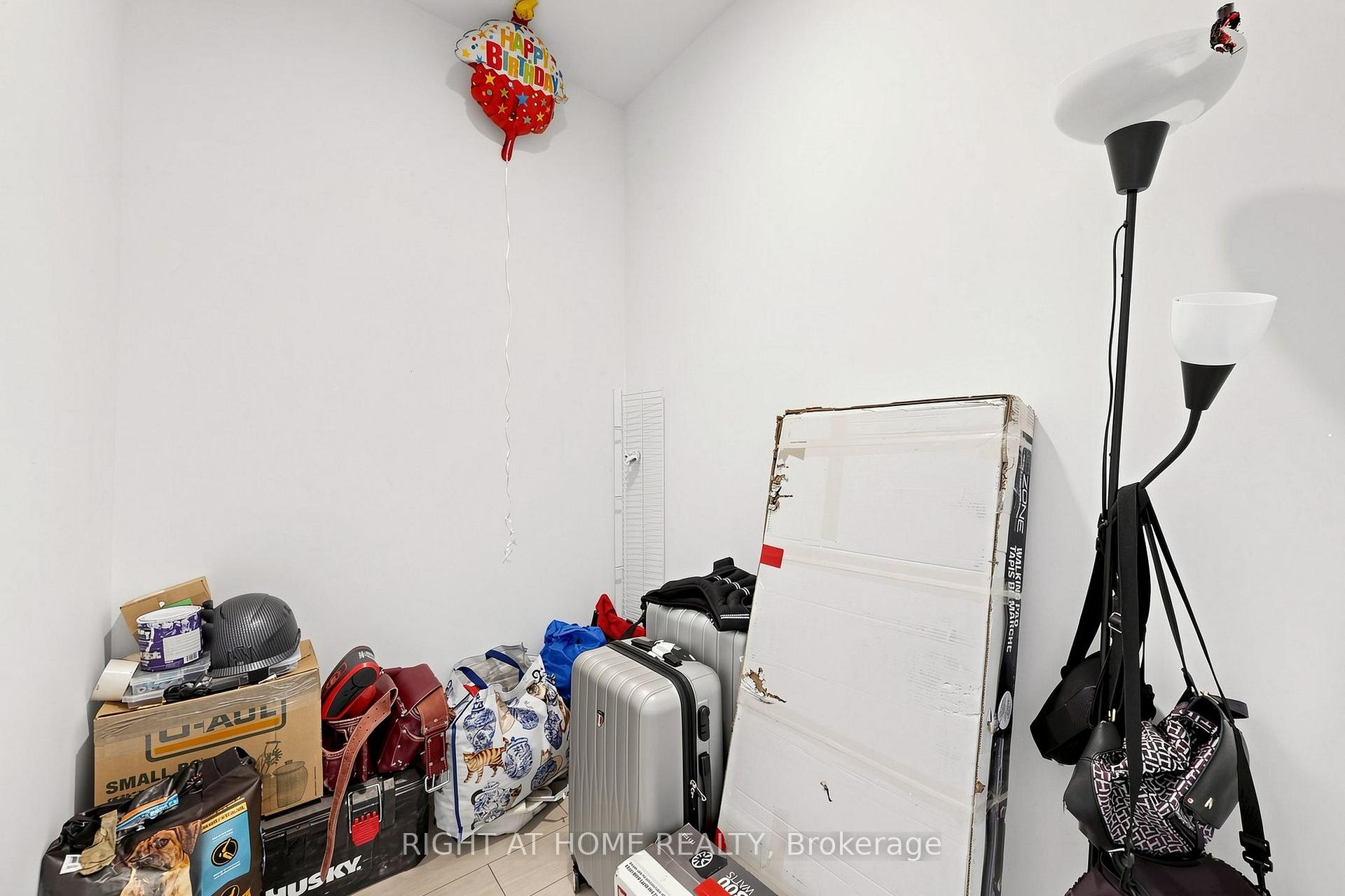 Photo 21 of Unit 1809, 39 Mary Street, Barrie, City Centre — HOMEH