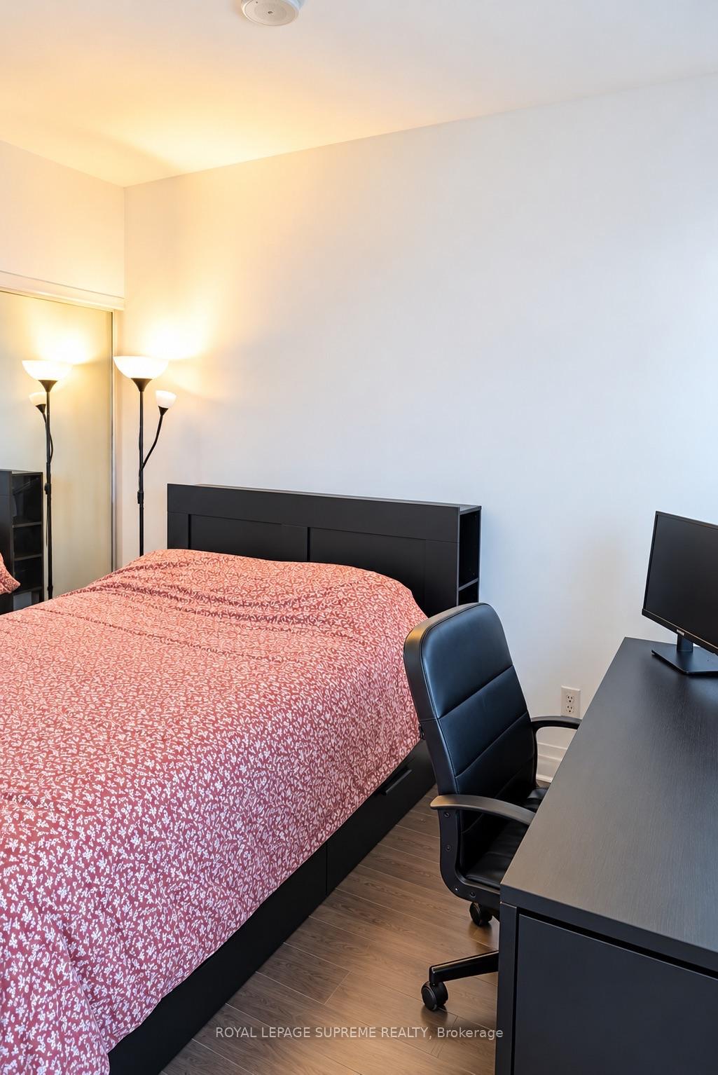 Photo 7 of Unit 4305, 15 Grenville Street, Toronto, Bay Street Corridor — HOMEH