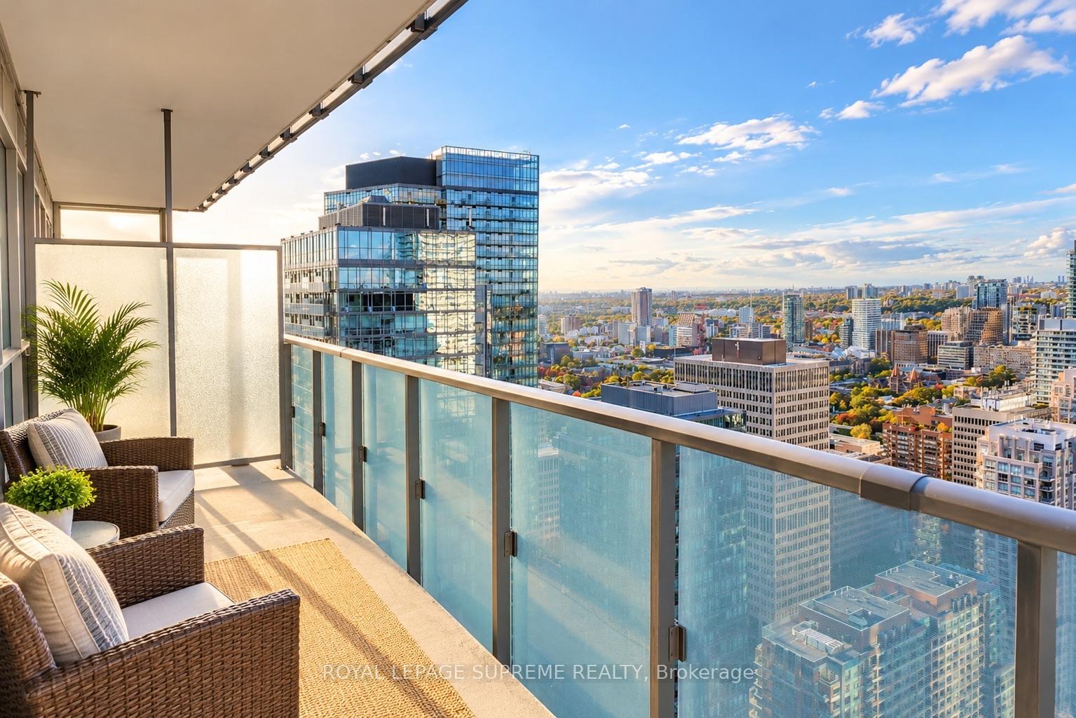 Photo 9 of Unit 4305, 15 Grenville Street, Toronto, Bay Street Corridor — HOMEH