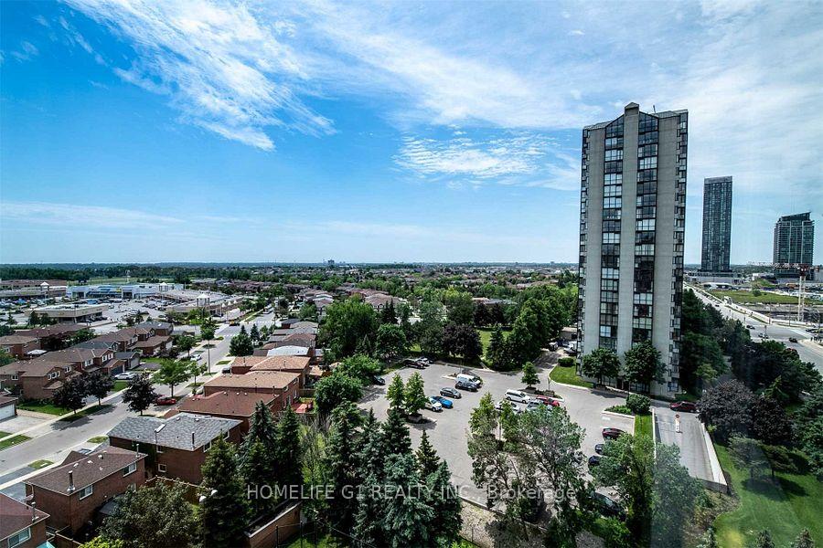 Photo 2 of Unit 1115, 300 Webb Drive, Mississauga, City Centre — HOMEH