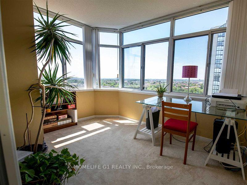 Photo 5 of Unit 1115, 300 Webb Drive, Mississauga, City Centre — HOMEH