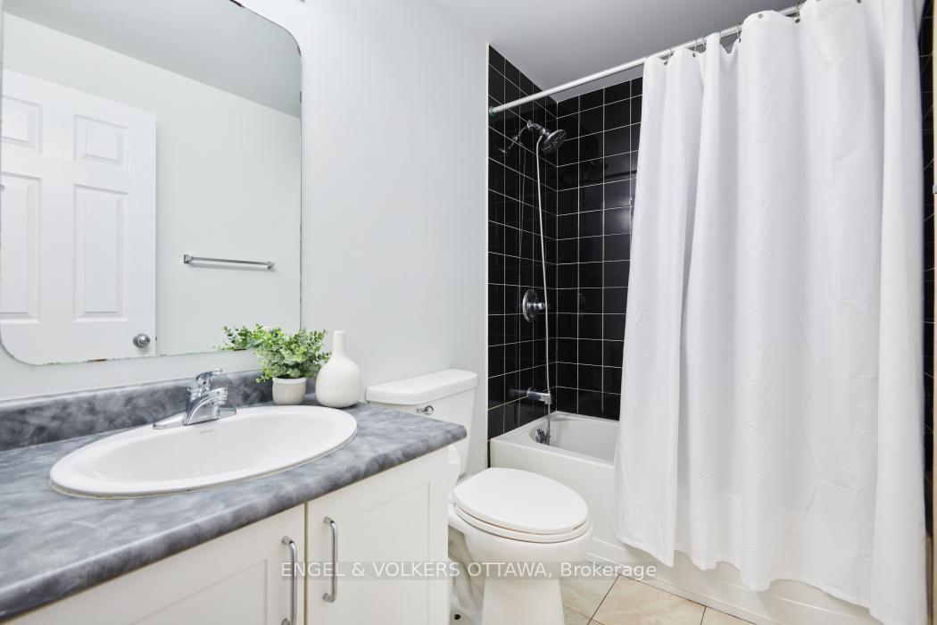 Photo 14 of Unit 5, 165 Waterbridge Drive, Ottawa, Barrhaven East — HOMEH