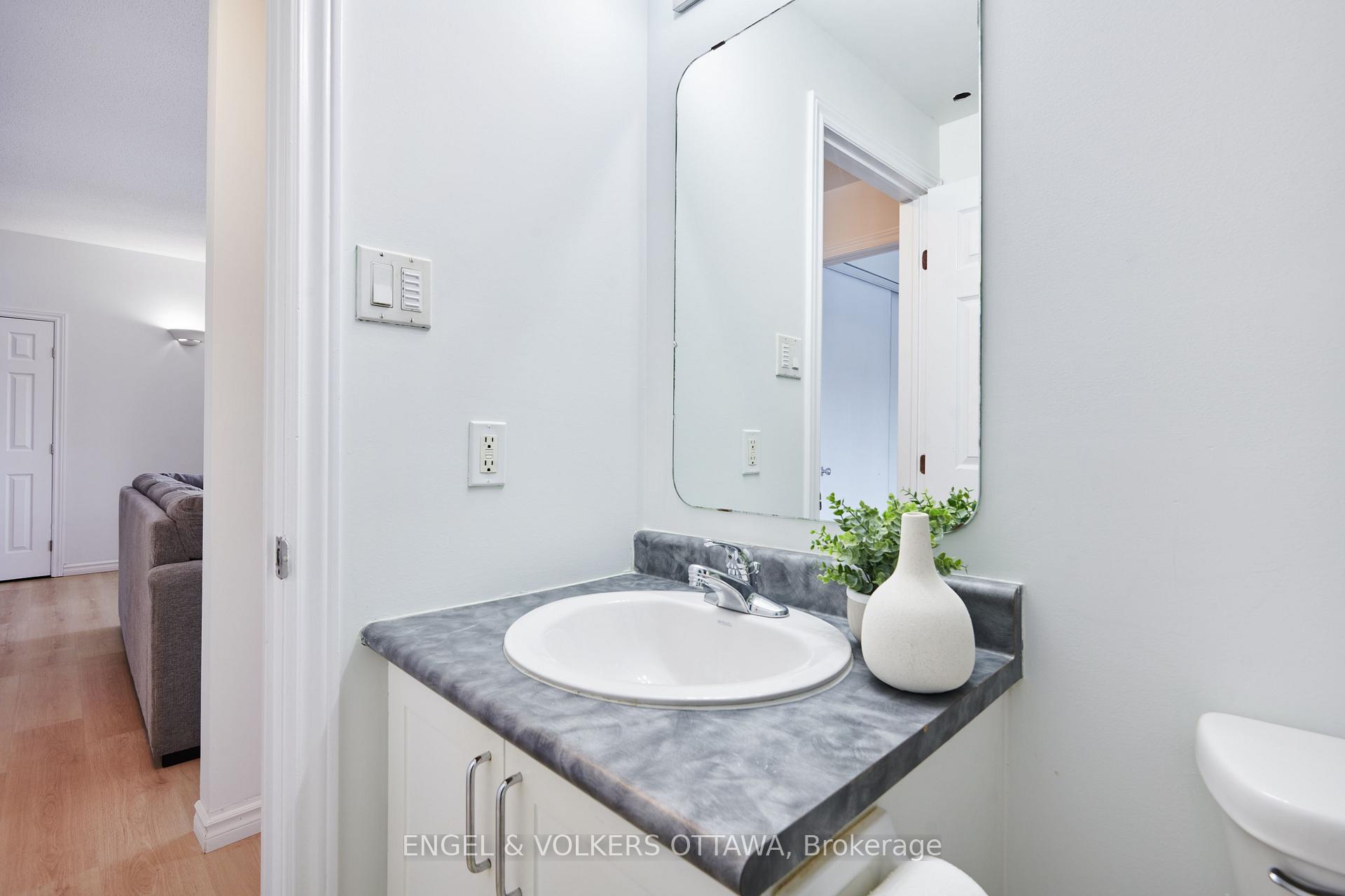 Photo 15 of Unit 5, 165 Waterbridge Drive, Ottawa, Barrhaven East — HOMEH