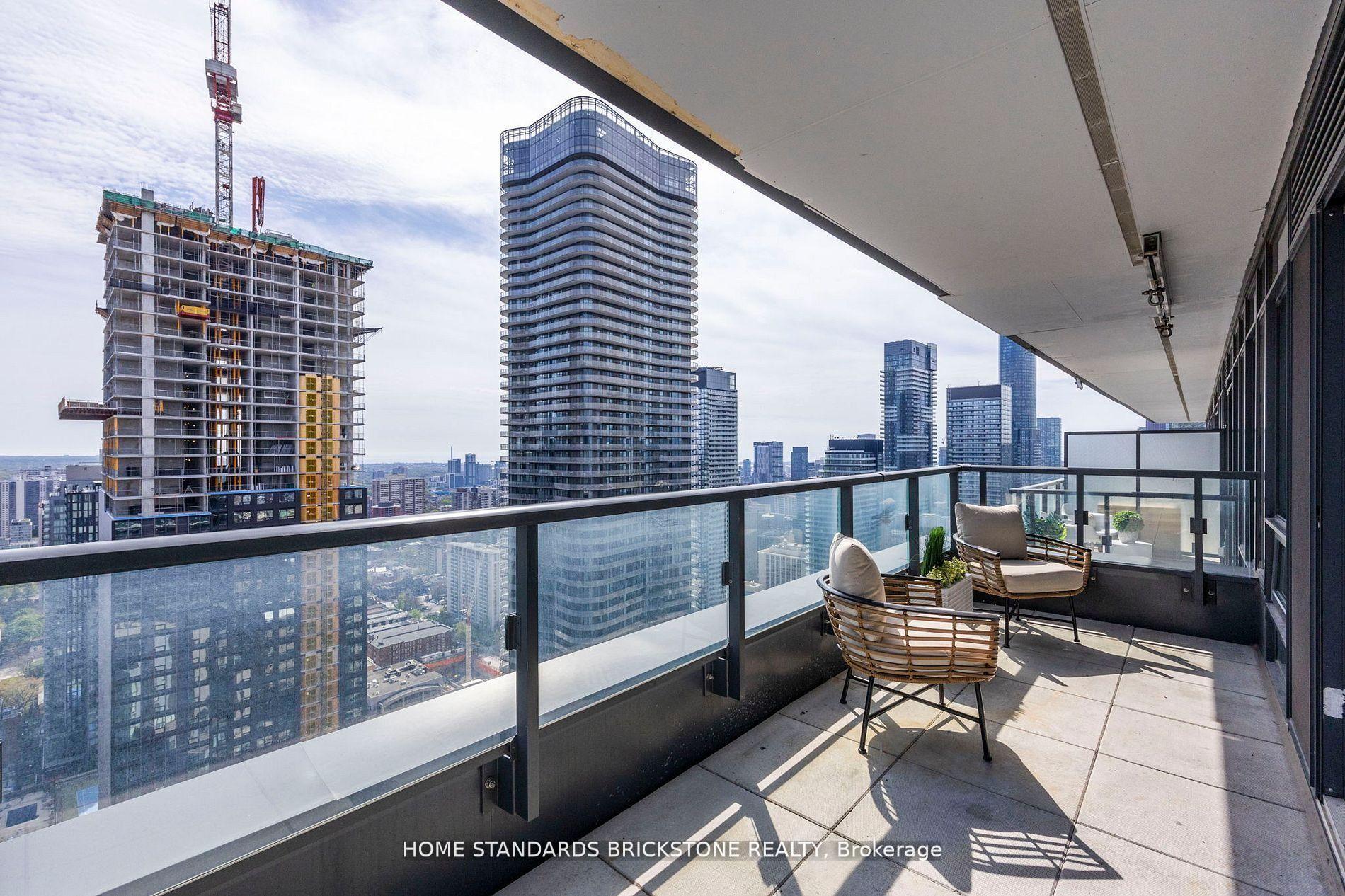 Photo 13 of Unit 3907, 955 Bay Street, Toronto, Bay Street Corridor — HOMEH