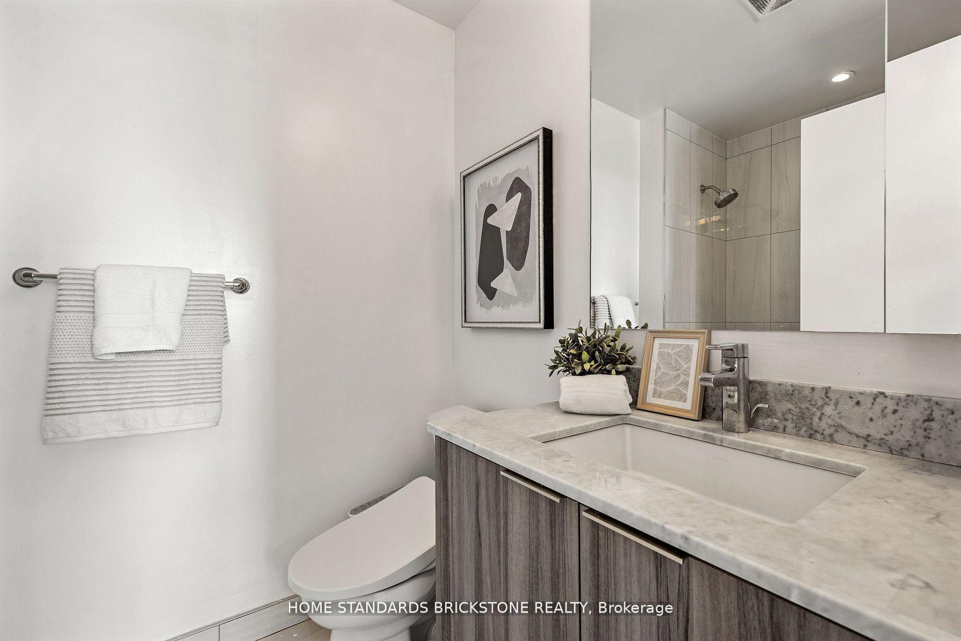 Photo 19 of Unit 3907, 955 Bay Street, Toronto, Bay Street Corridor — HOMEH