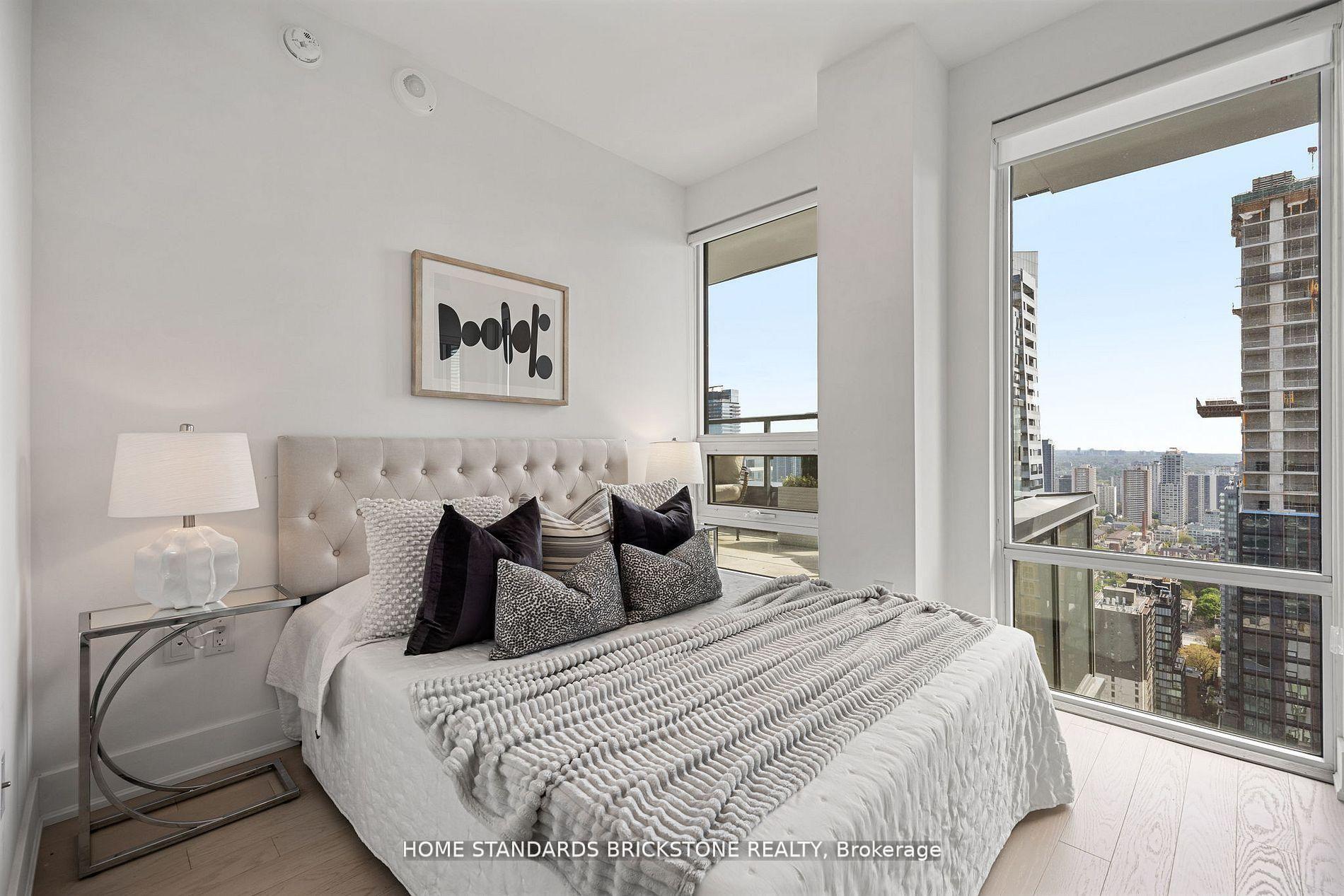 Photo 22 of Unit 3907, 955 Bay Street, Toronto, Bay Street Corridor — HOMEH