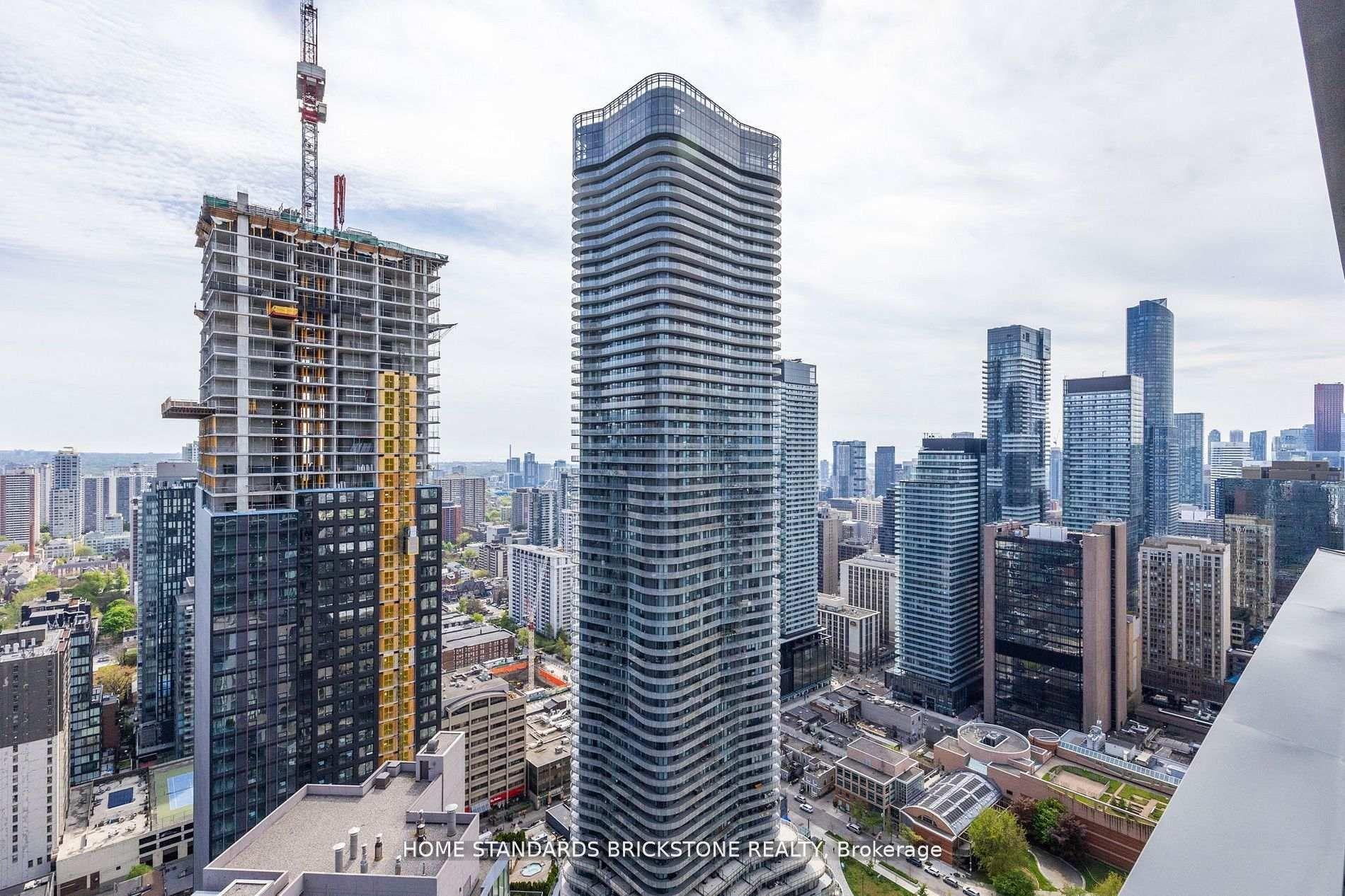 Photo 34 of Unit 3907, 955 Bay Street, Toronto, Bay Street Corridor — HOMEH