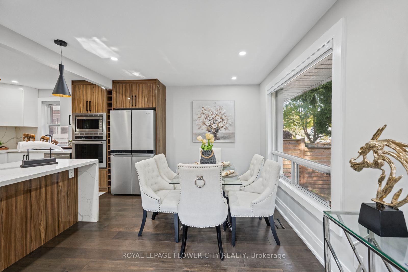 Photo 11 of 1812 Christopher Road, Mississauga, Clarkson — HOMEH