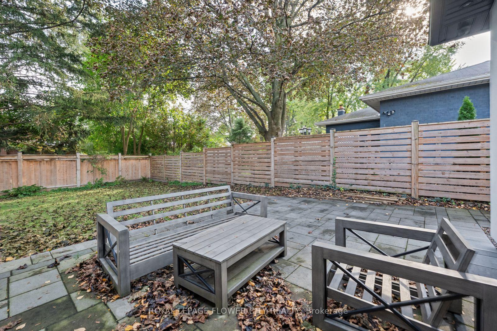 Photo 43 of 1812 Christopher Road, Mississauga, Clarkson — HOMEH
