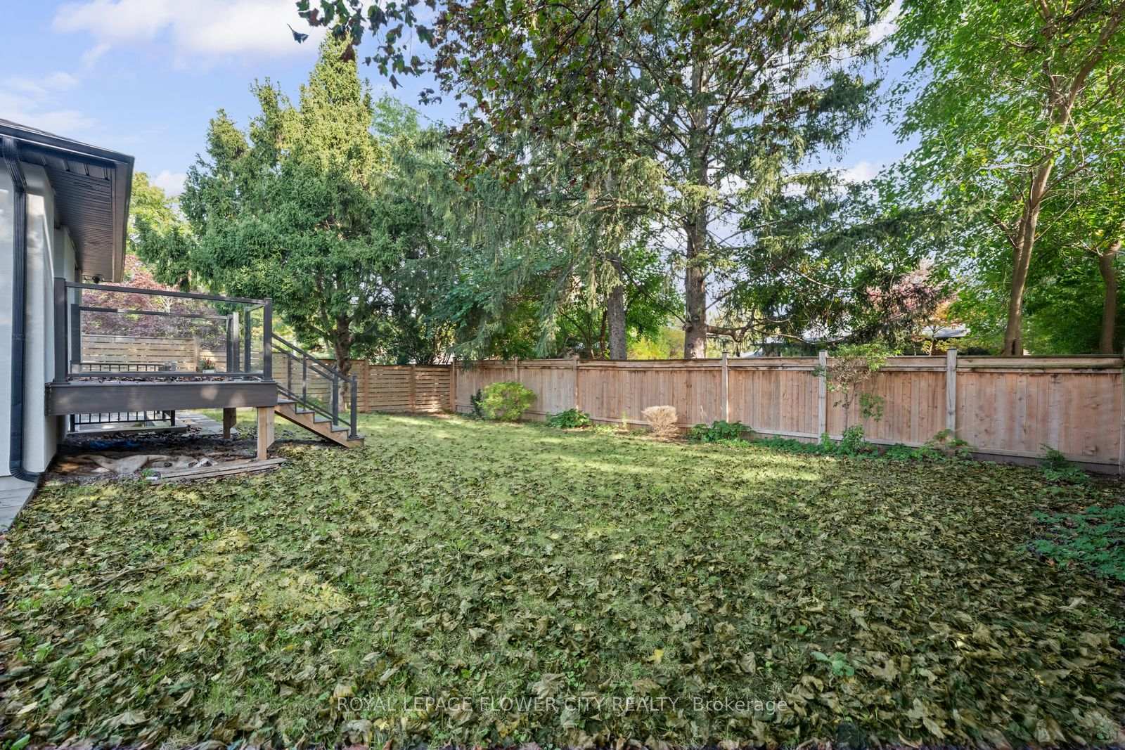 Photo 45 of 1812 Christopher Road, Mississauga, Clarkson — HOMEH