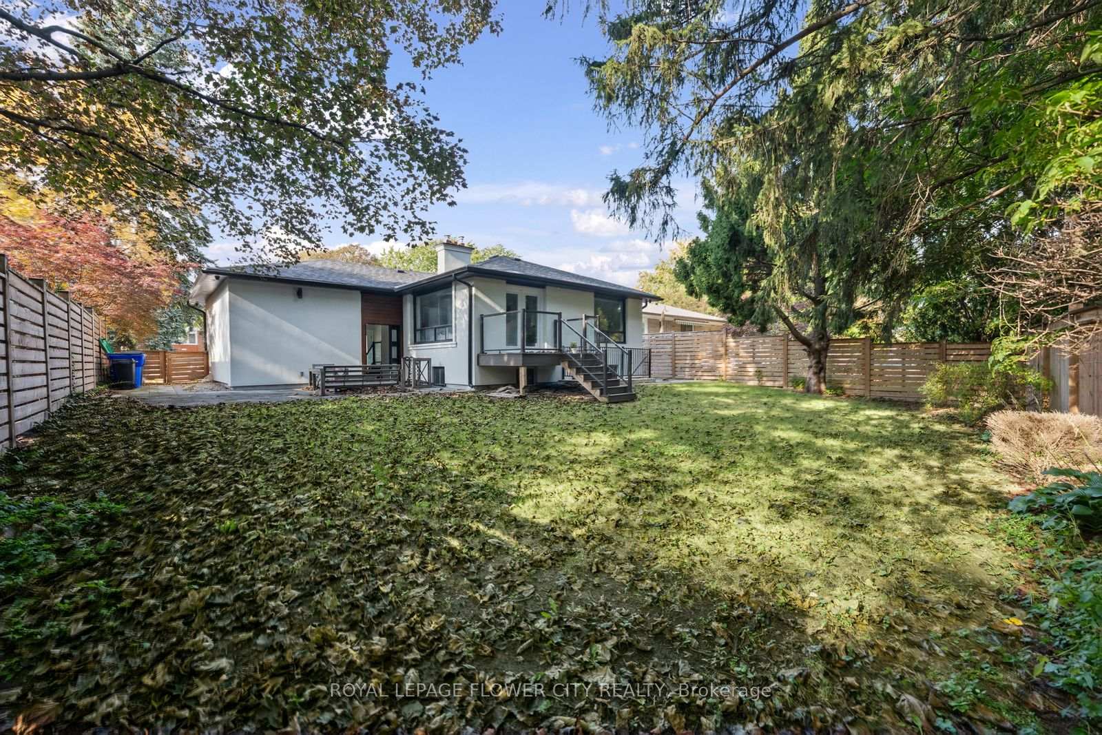 Photo 47 of 1812 Christopher Road, Mississauga, Clarkson — HOMEH