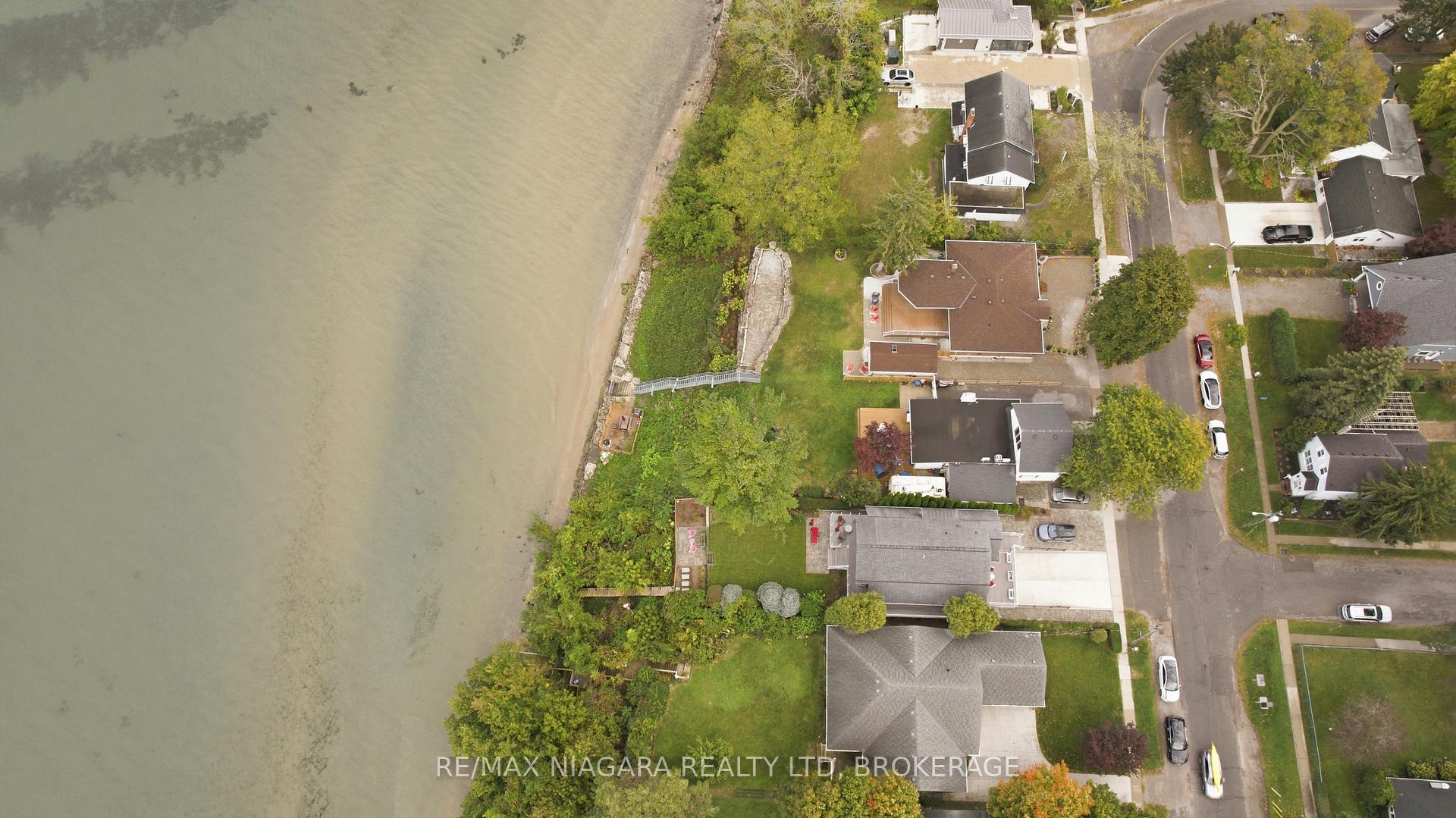 Photo 32 of 18 Dalhousie Avenue, St. Catharines, Port Dalhousie — HOMEH