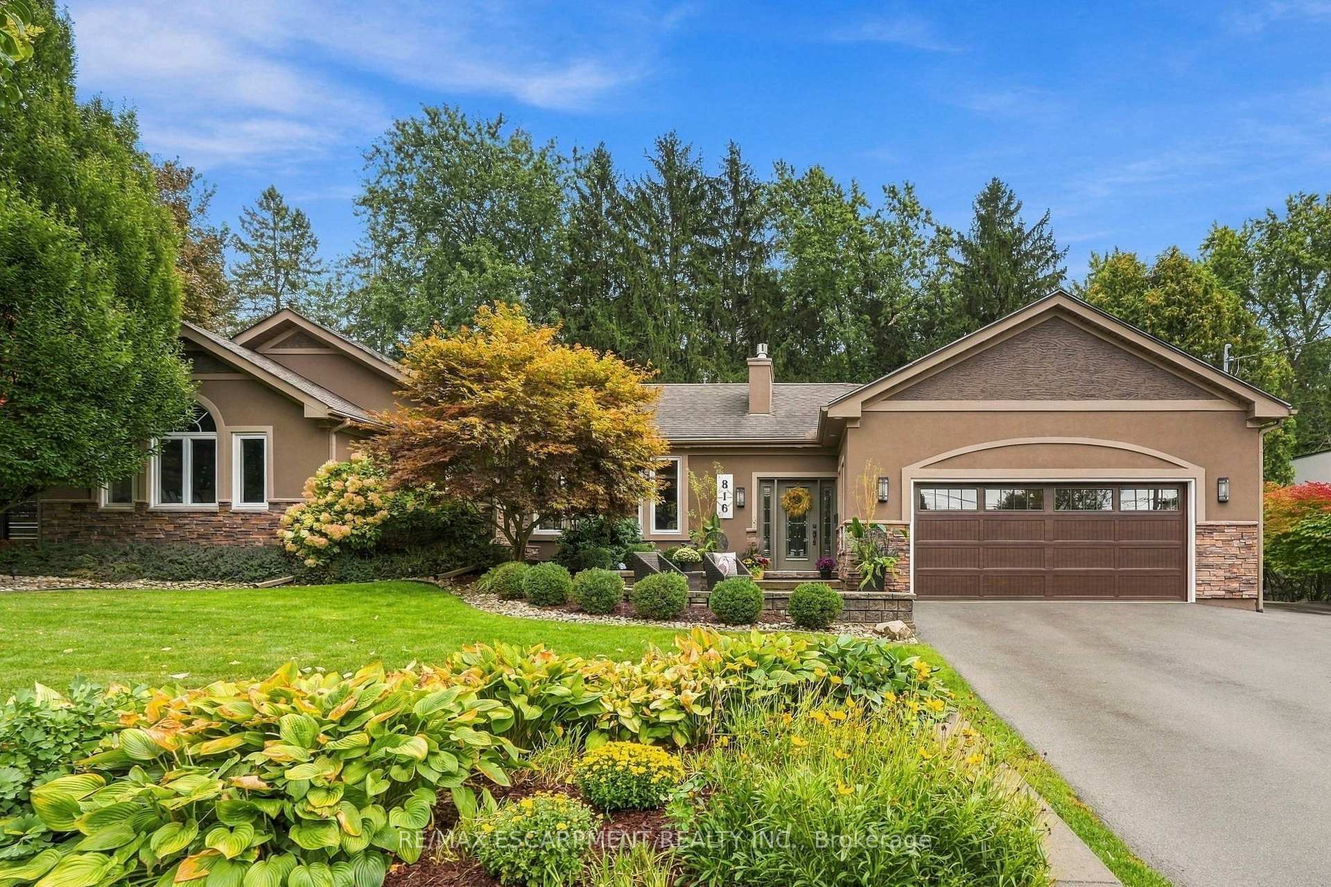 Photo of 816 Alexander Road