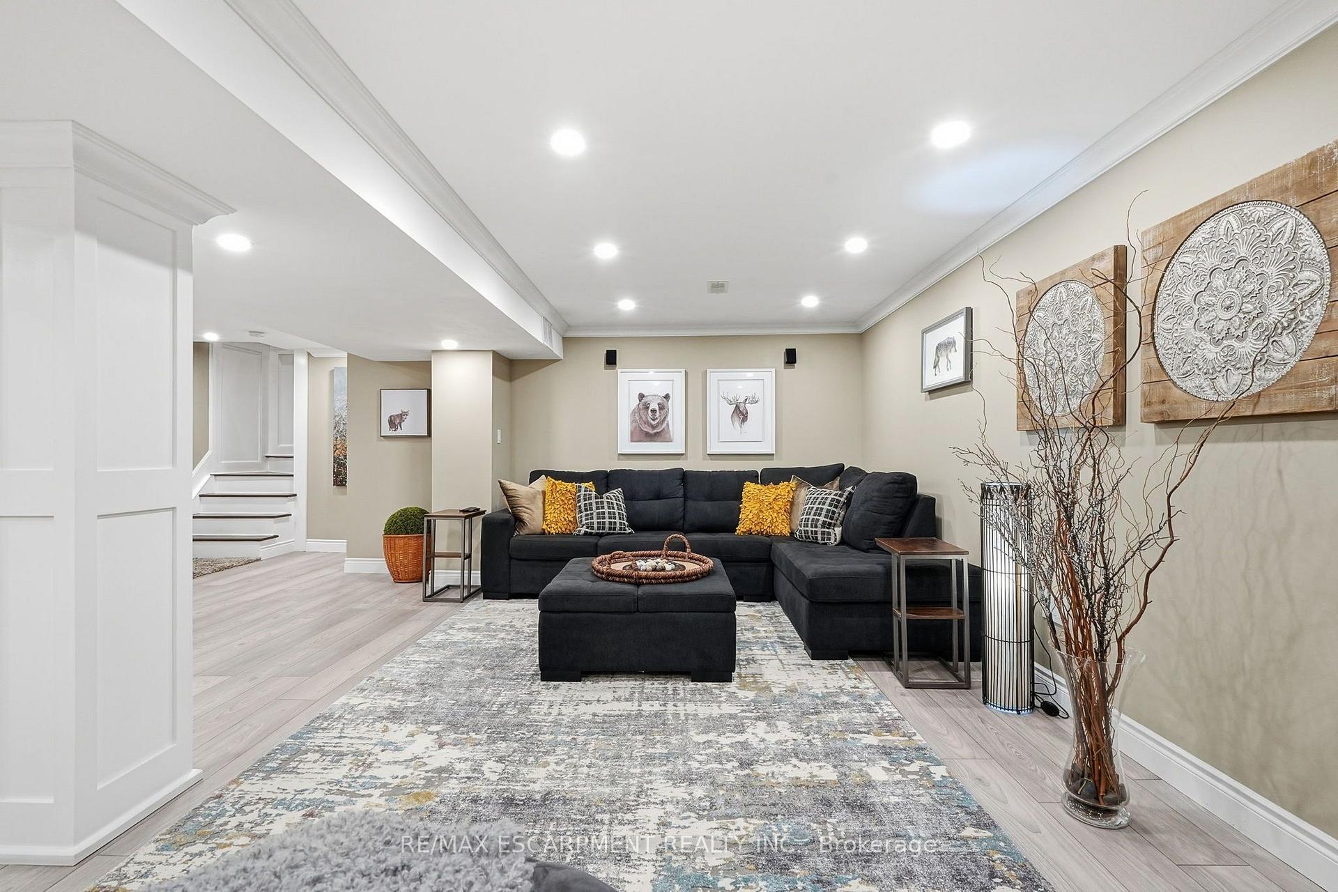 Photo 32 of 816 Alexander Road, Hamilton, Ancaster — HOMEH