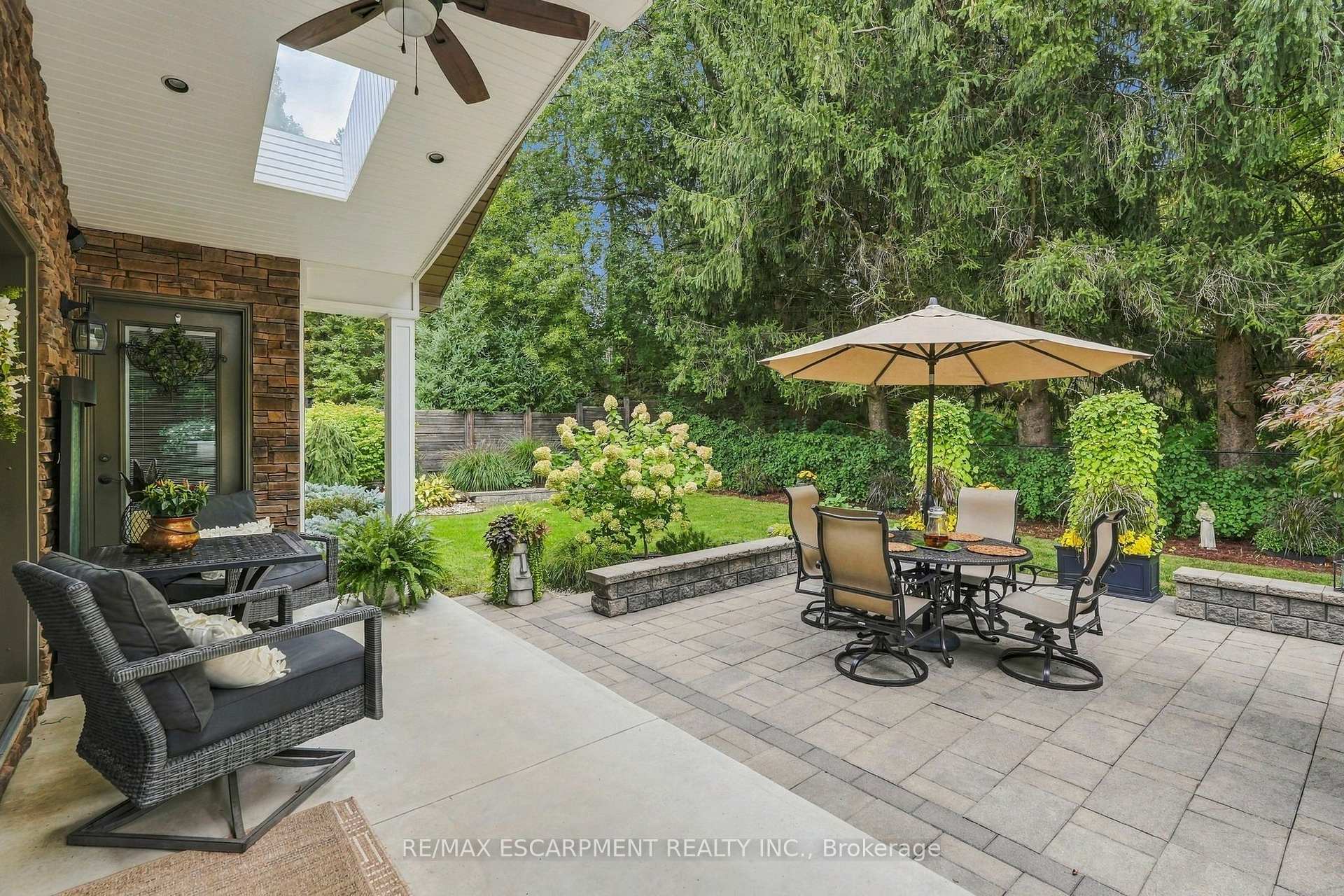 Photo 46 of 816 Alexander Road, Hamilton, Ancaster — HOMEH
