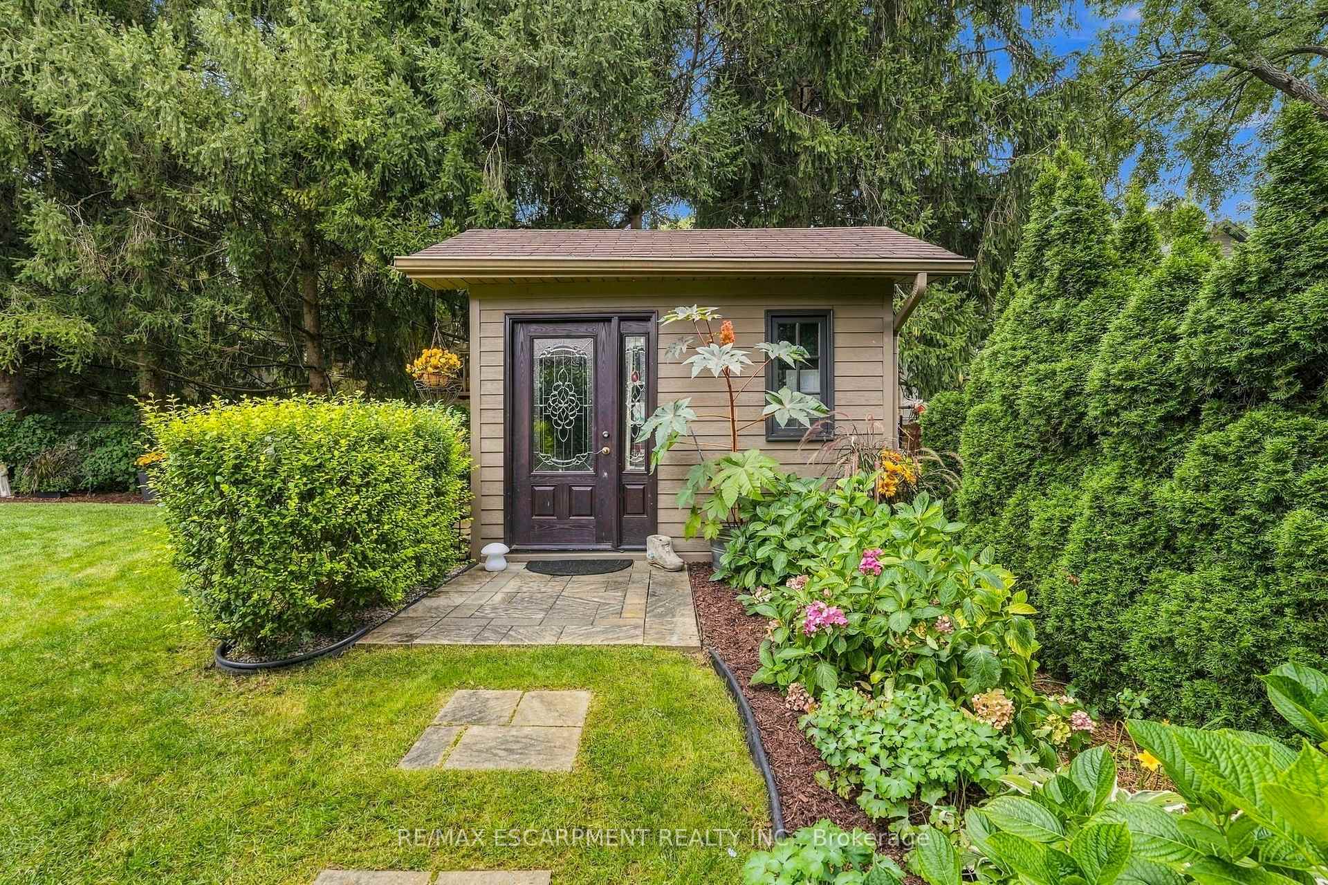Photo 47 of 816 Alexander Road, Hamilton, Ancaster — HOMEH